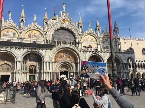 A highlight of this year: Lionardo Da Vinci and Michelangelo Bunnyrotti visiting Venice, Italy. Going back to the Renaissance!
.
.
.
.
.
.
.
.
.
.
.
.
#Sunsetinternationalmdcps #family #community #education #elementaryillustration #book club #booklov