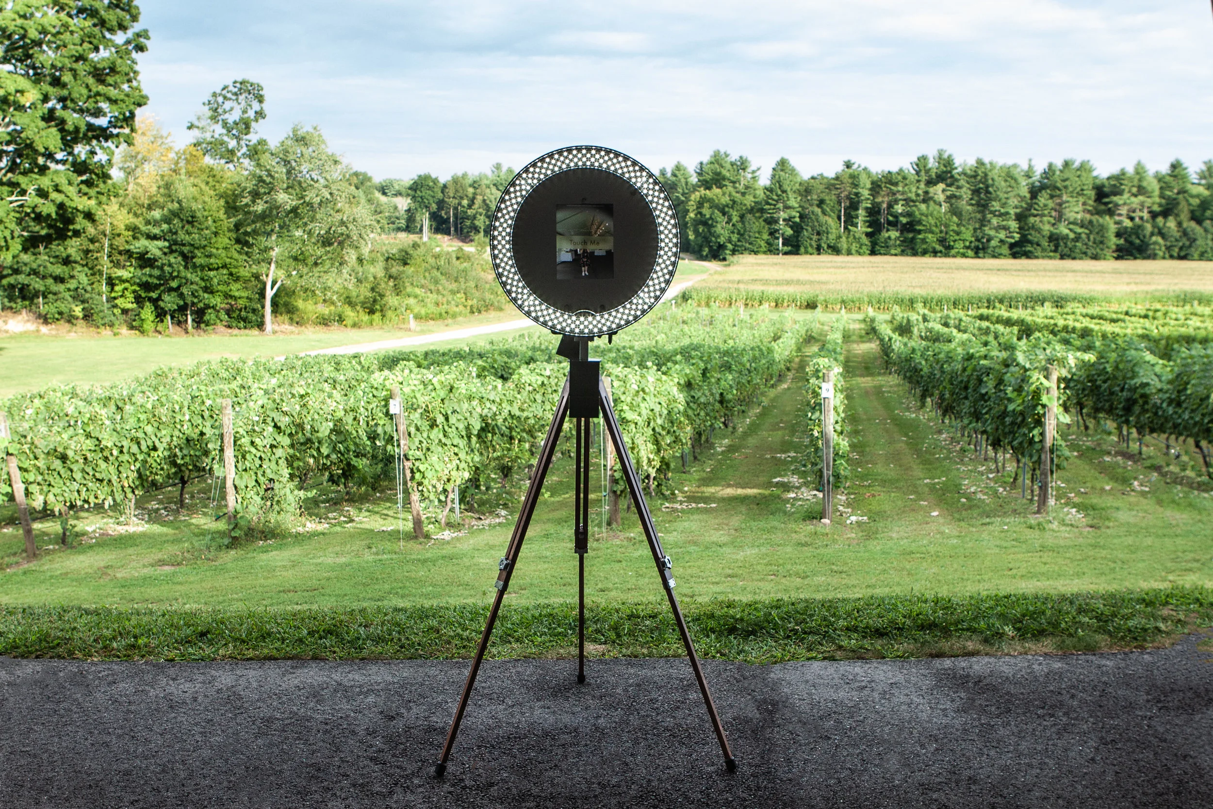 GiffyME gif Photobooth rental Maine wedding ©Heidi Kirn-.jpg