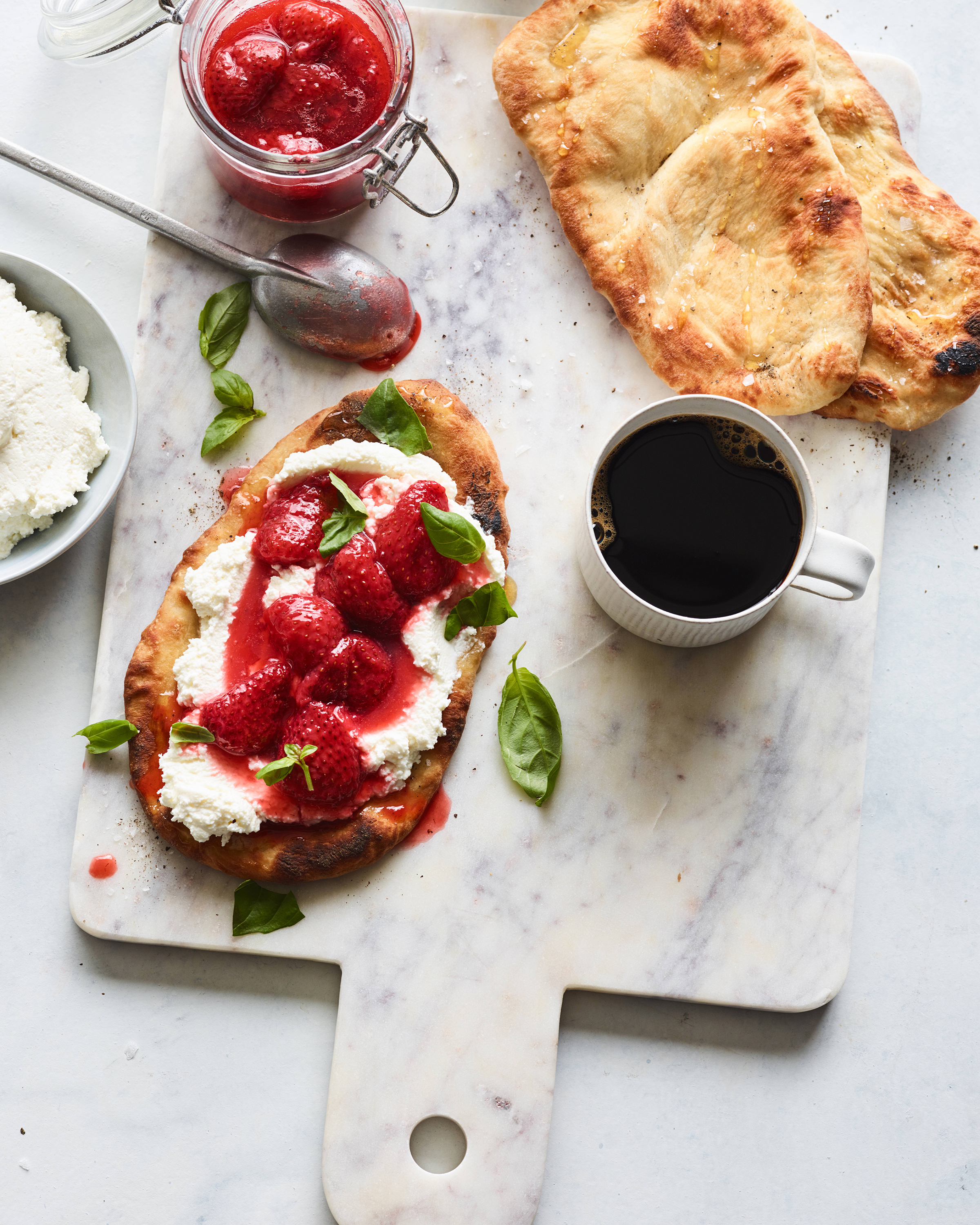 030517WGCCB__BREAKFAST_FLATBREAD_RICOTTA_STRAWBERRY_BASIL_JAM_01_f.jpg