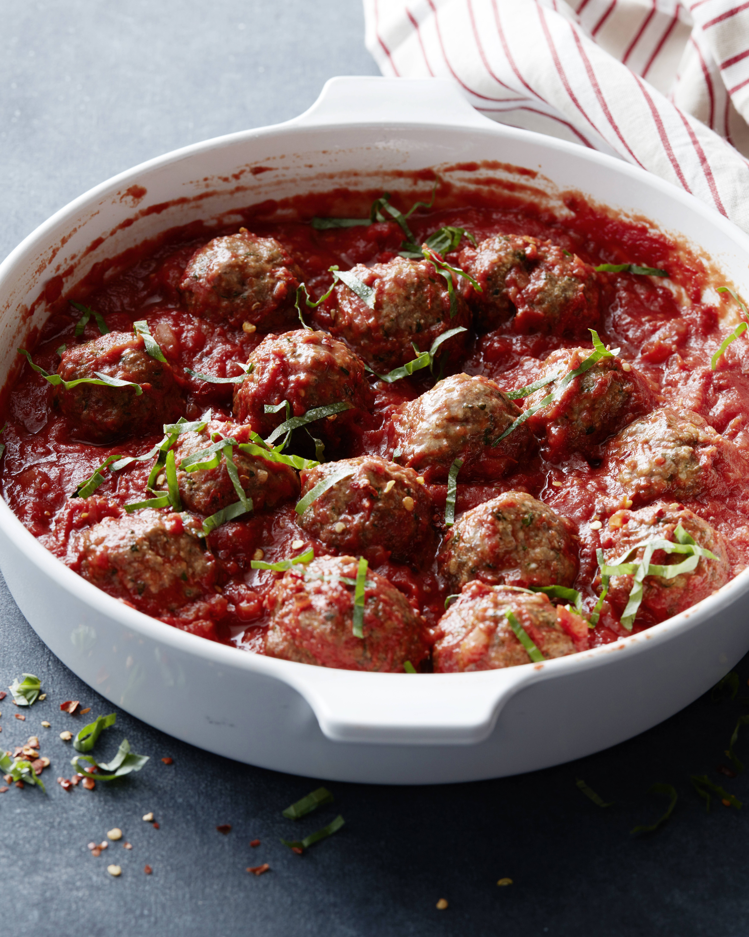 ITALIAN_HERB_MEATBALLS_1_f.jpg