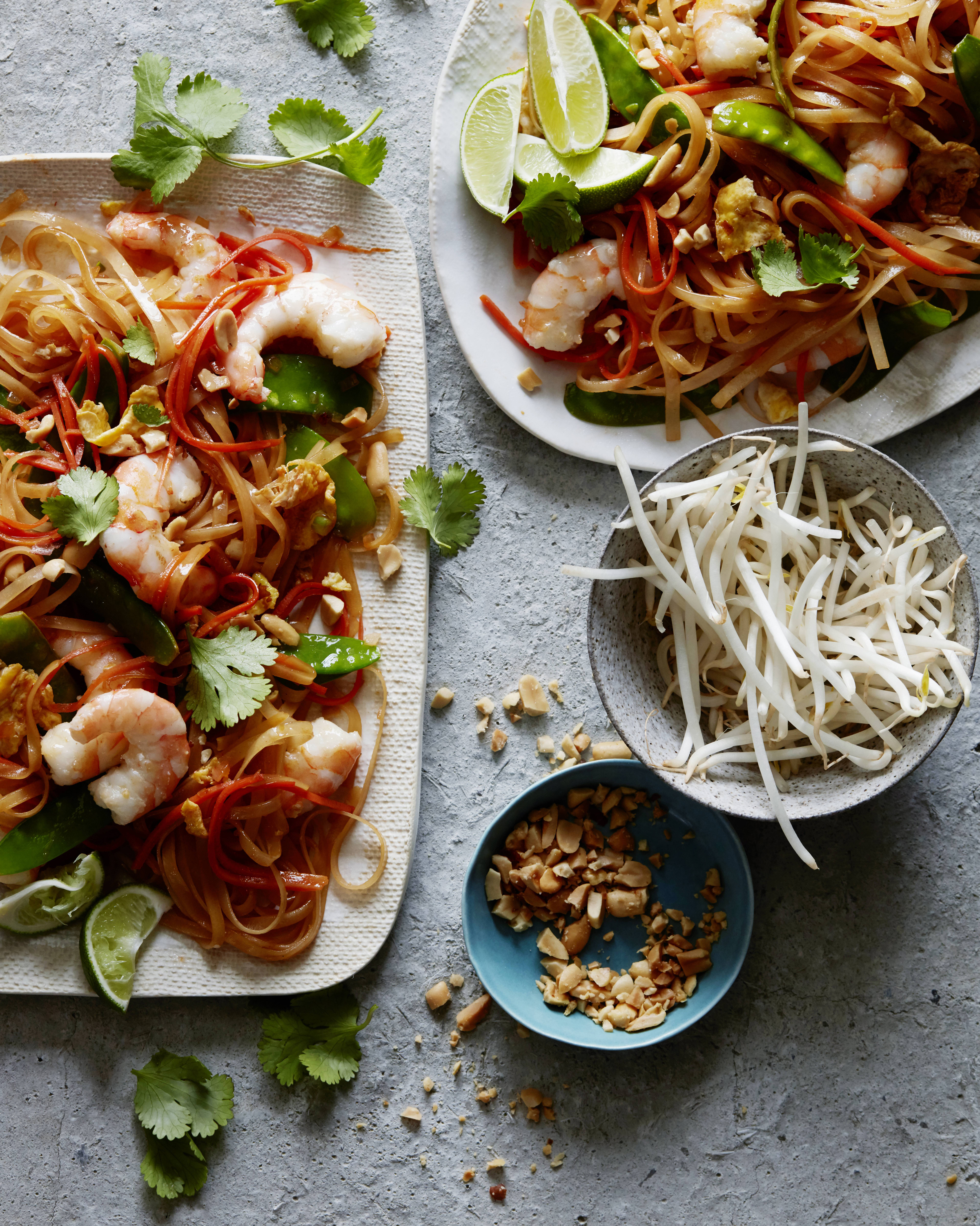 SHRIMP_PAD_THAI_1_f.jpg