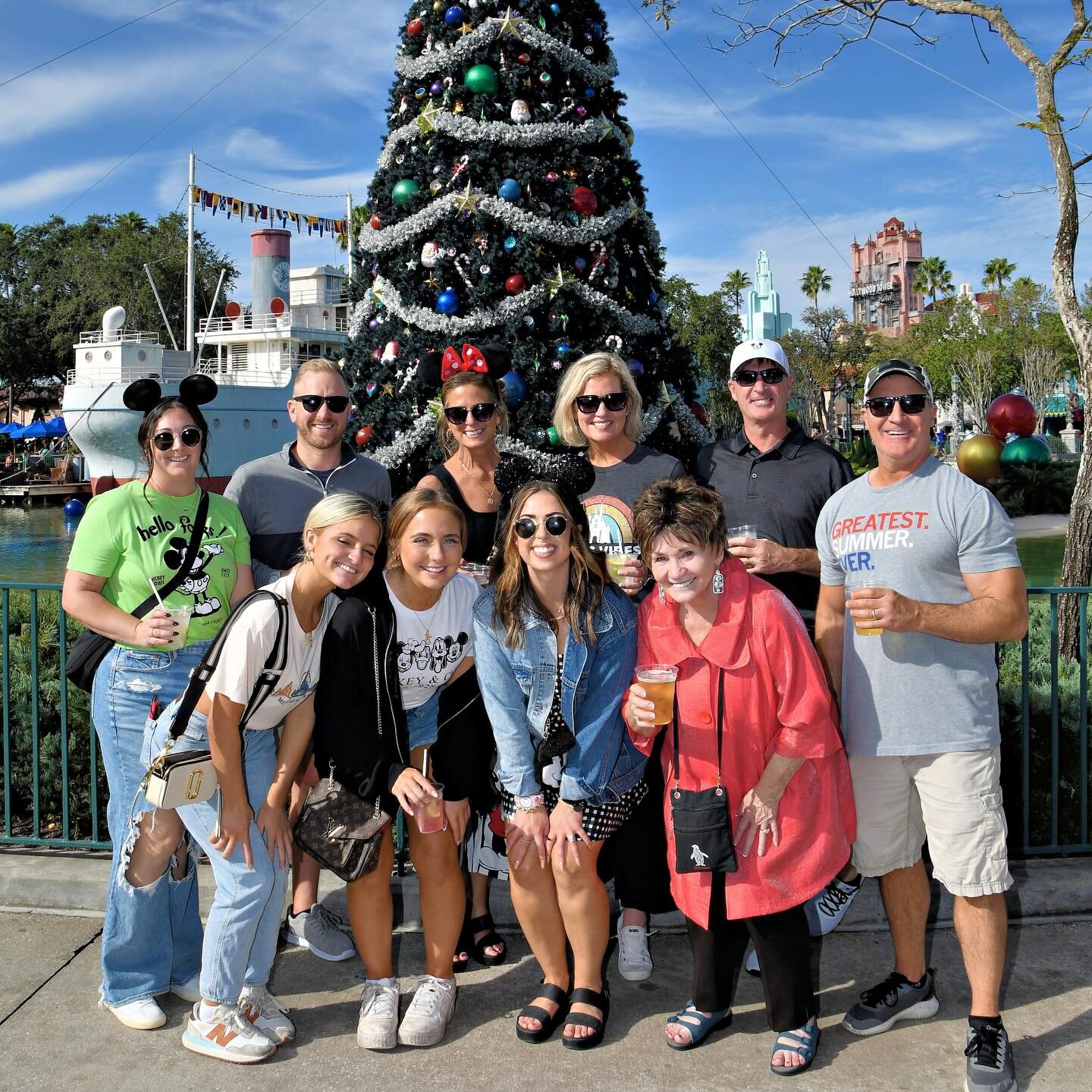 🫶🏼 family

it&rsquo;s only the second time we visited @waltdisneyworld as one big family 🤍 eight years ago we were here together for the first time and my grandma asked if we could go again this year 🫶🏼 missing my gramps but we definitely felt h