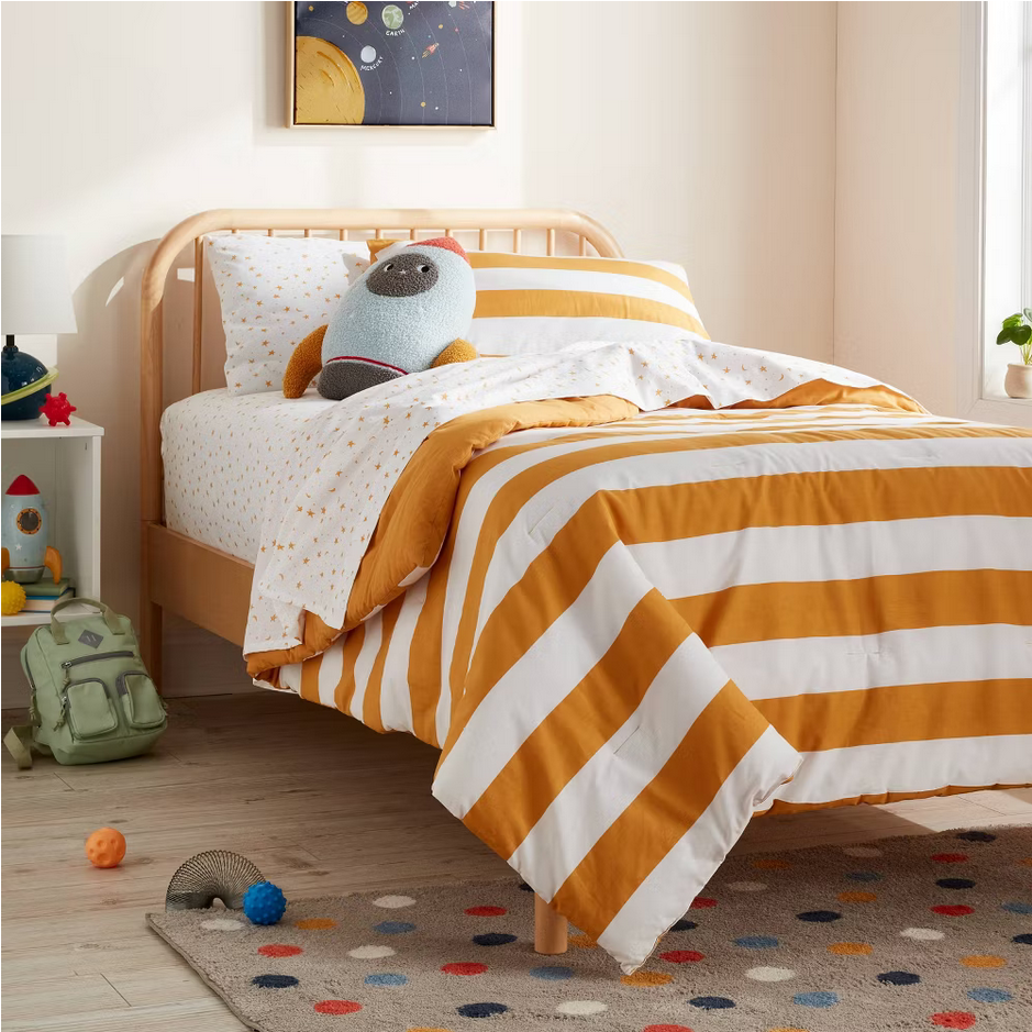Screenshot 2025-07-17 at 21-23-49 Twin Natural Wood Bed - Pillowfort™ Target.png
