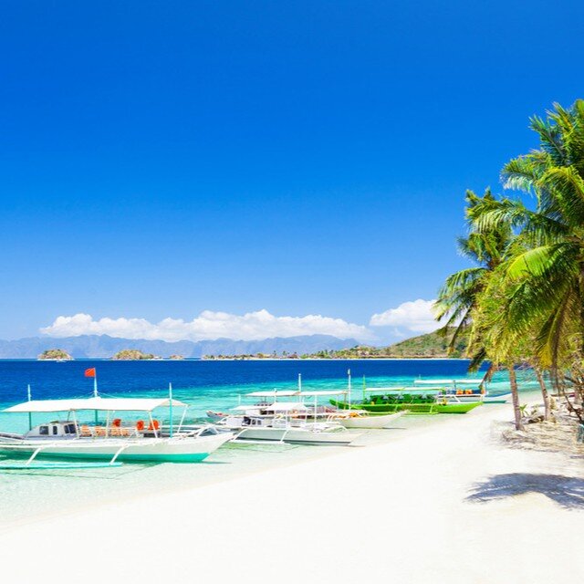 White Beach Boracay, Aklan, Philippines. The Philippines is an archipelago with over 7,000 islands and has the 5th largest coastline in the world. This means there are thousands of tropical white sand beaches to choose from!