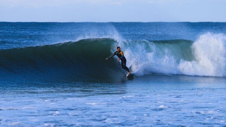 Surfing+in+Philippines.jpg