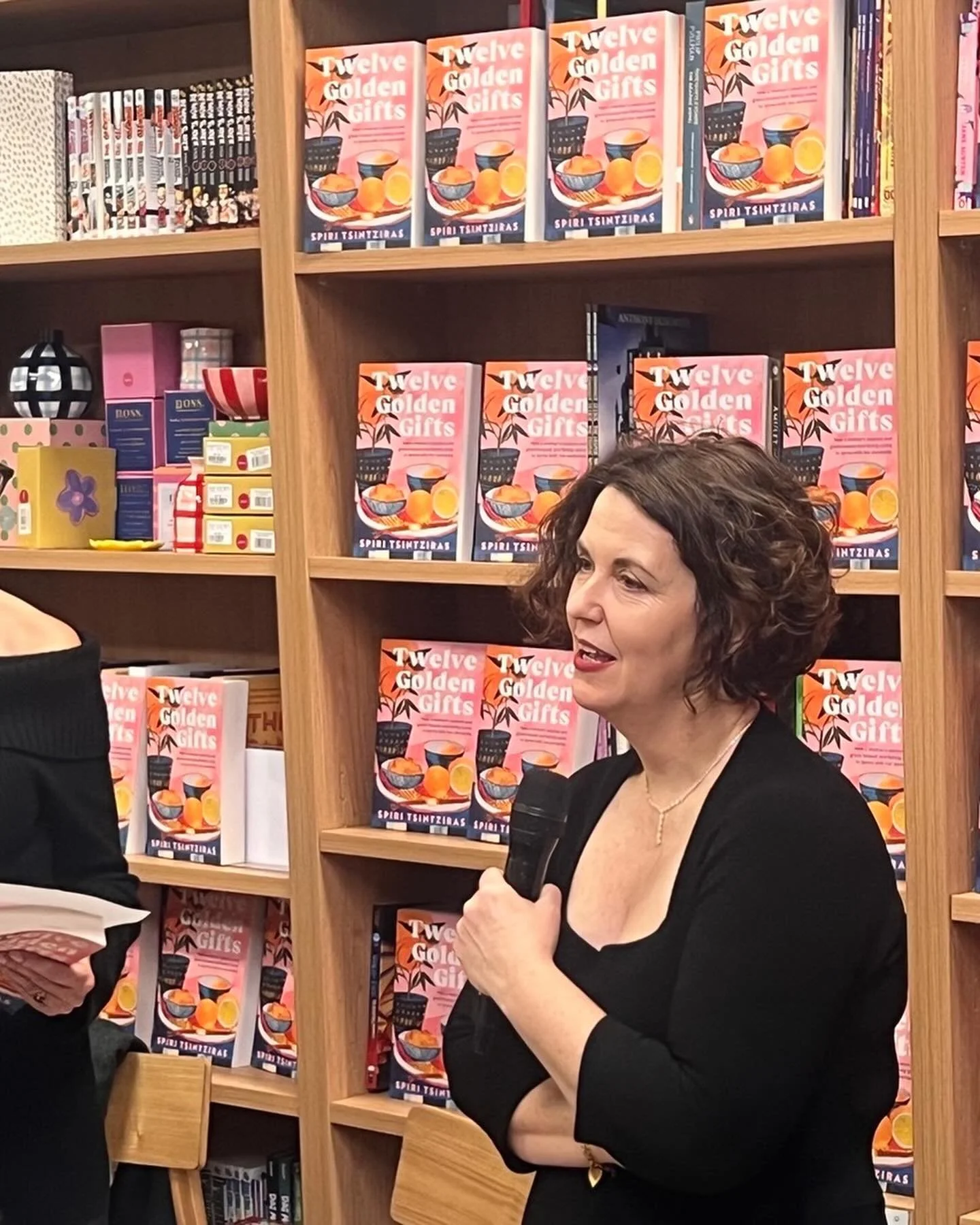 Such a warm, life-affirming launch last night for TWELVE GOLDEN GIFTS by Spiri Tsintziras. A memoir about the last years and months of Spiri&rsquo;s mother&rsquo;s life and the gifts of kindness and wisdom she bestowed on those who knew and loved her