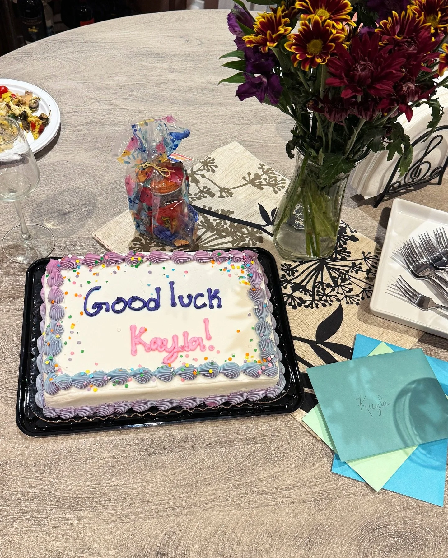 1 year in Chicago⏳⌛️
.
Thank you if you celebrated my 27th birthday before I left Lawrence, planned or came to my going away party in Highland, or took the time to visit in any way before I moved from Kansas and processed change over and over and ove