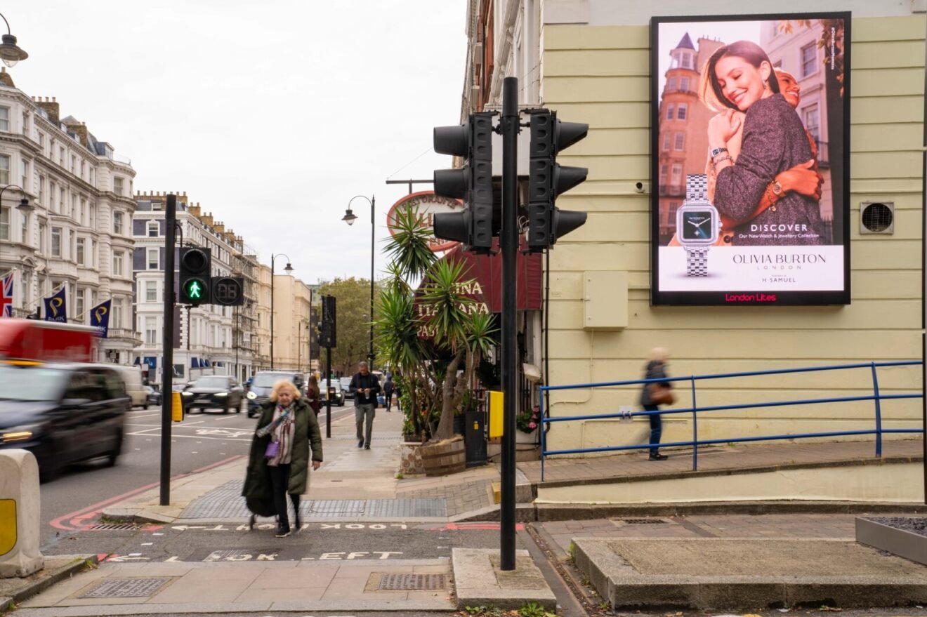 Harnessing the Power of Out-of-Home Advertising: Boosting Marketing Effectiveness with Real-World Impact