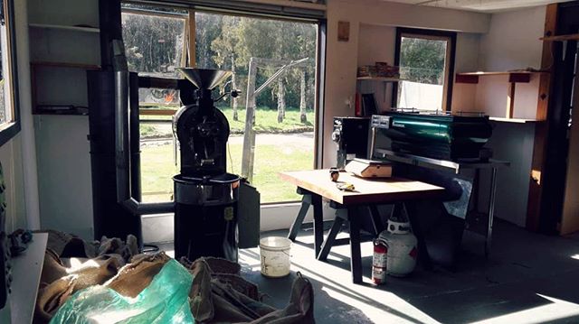 New set up in Hokitika! Space still a work in progress but the roaster is all go. #hokitika #westcoastnz #hurunuijacks