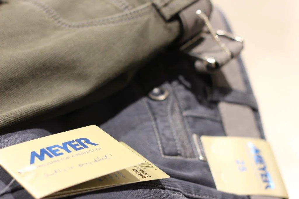 modehaus-henken-auslage-herrenmode.jpg