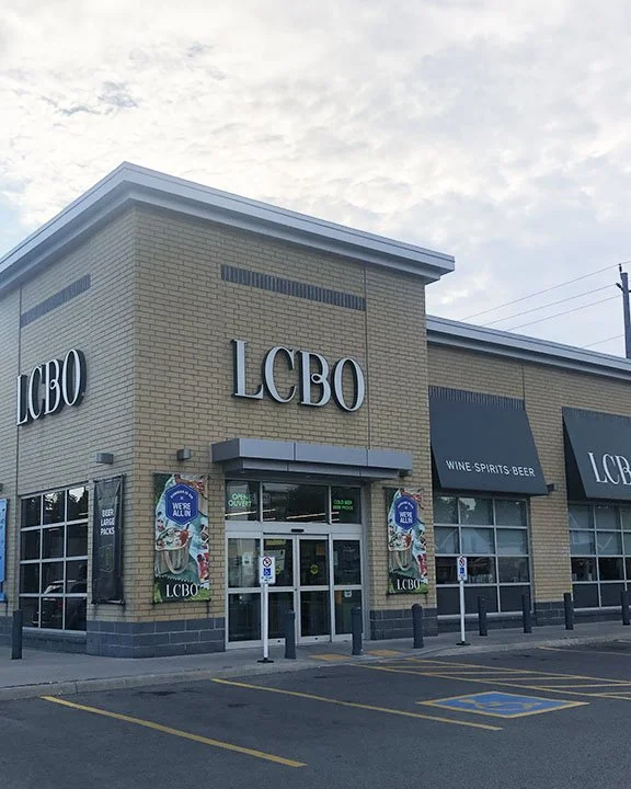 Store front 2.jpg