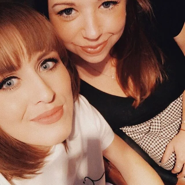 I miss my bestie just want her back 👯&zwj;♀️