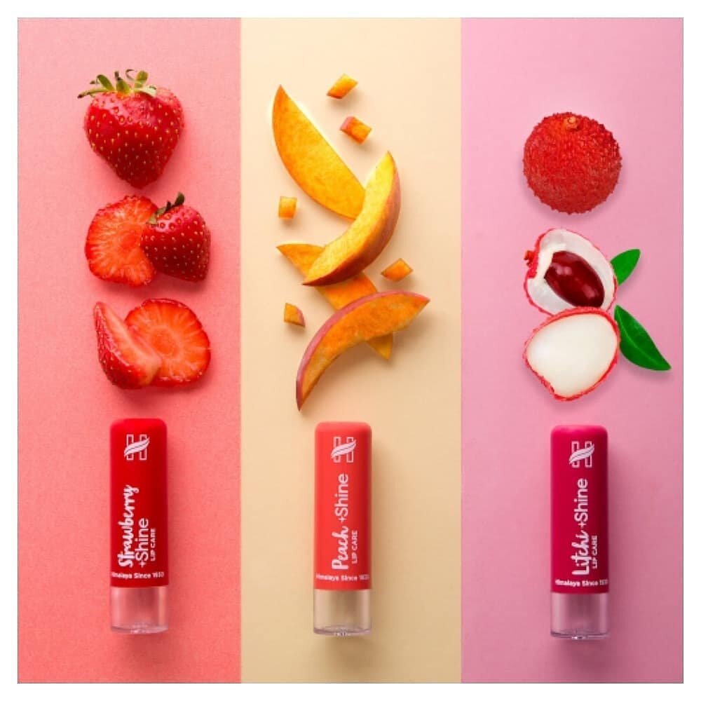 Strawberry, peach and litchi lip balms all arranged in a pastel-y background. Backgrounds are of huge importance when it comes to food+product photography. It sets the backbone or the foundation of the mood of your shot. What do you feel when you see