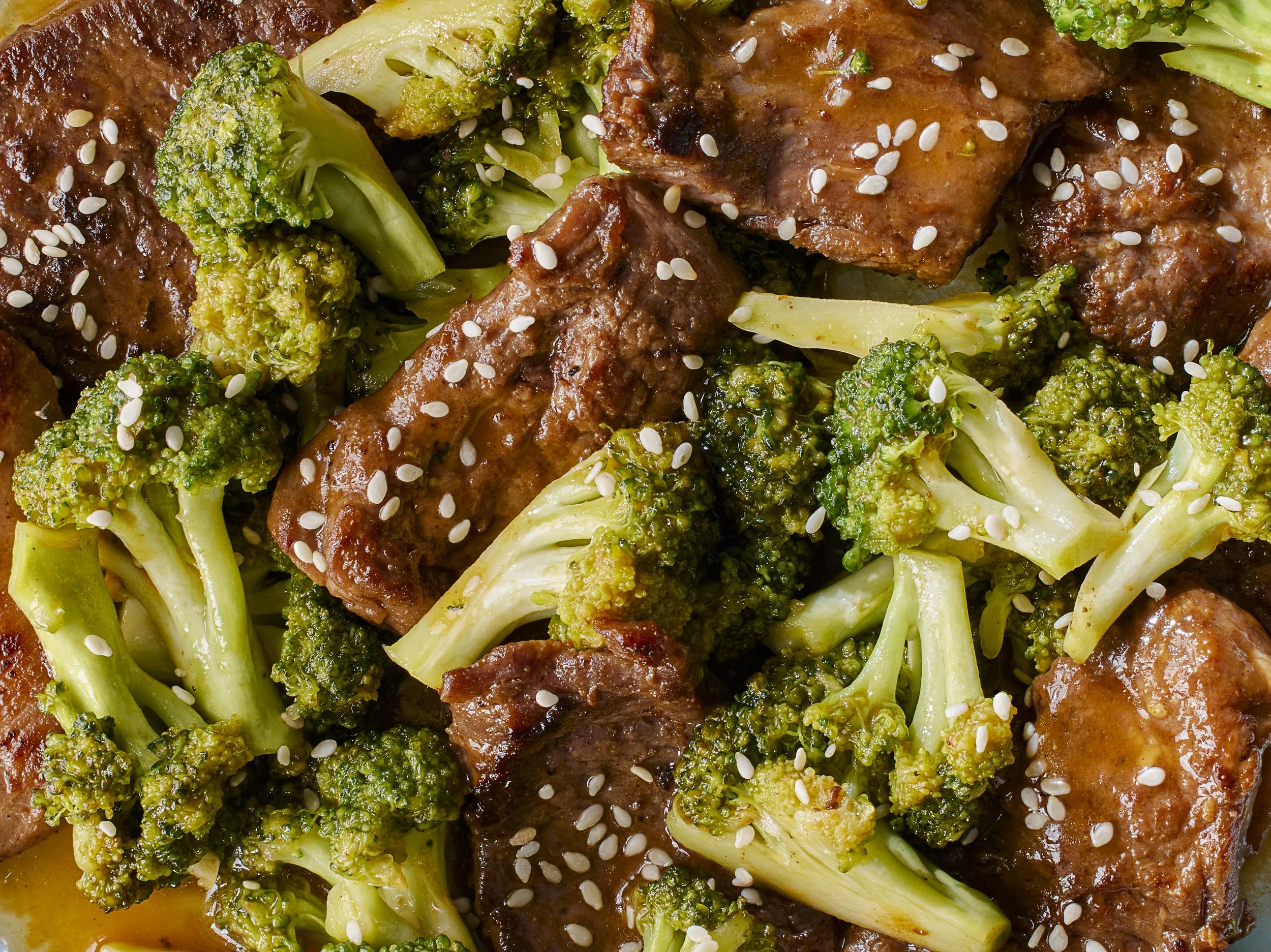 Beef & Broccoli Macro.jpg
