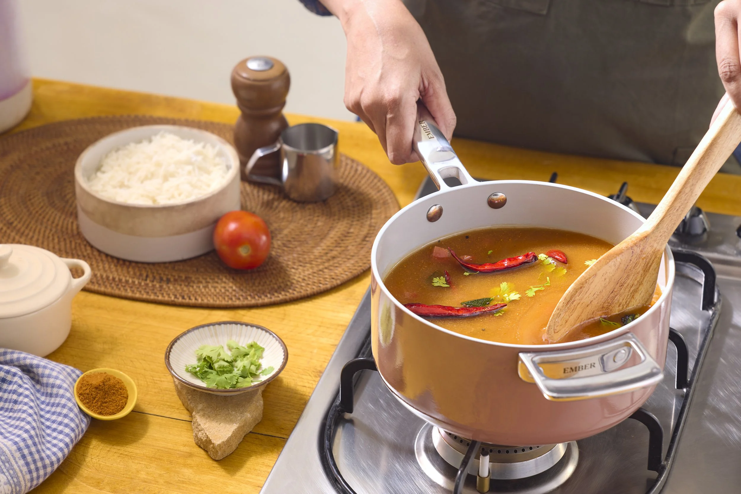 7 Sauce pan terracotta.jpg