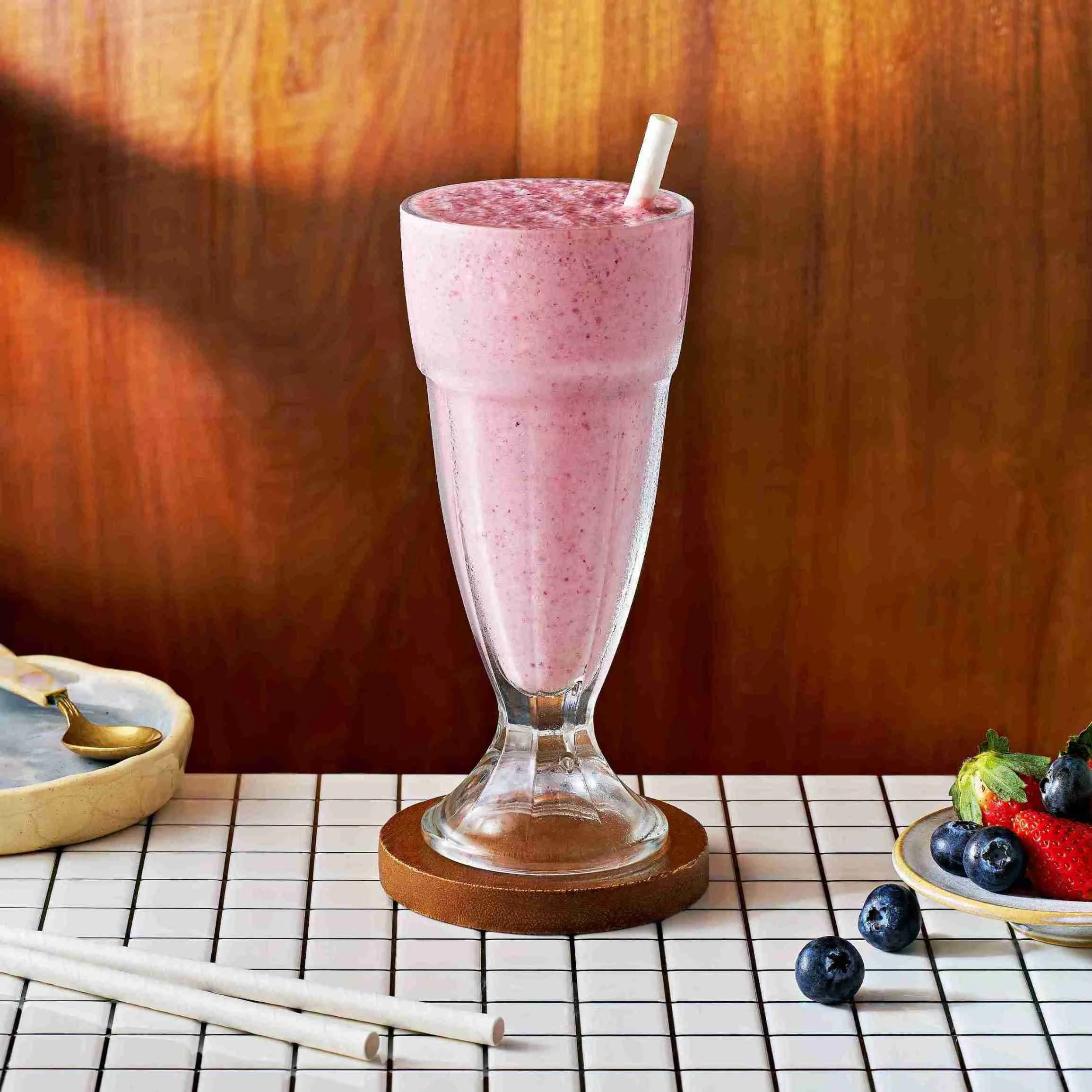 Mixed berry smoothie JPEG_91_11zon.jpg