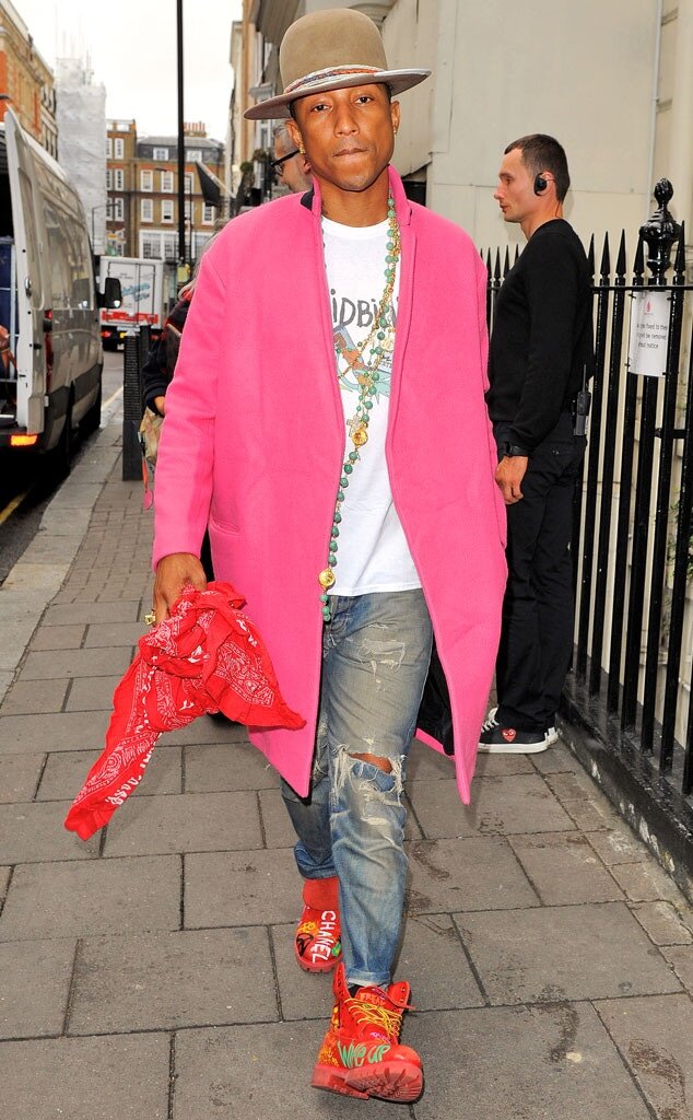 rs_634x1024-140903100807-634.-pharrell-pink-coat-london-090214.jpg