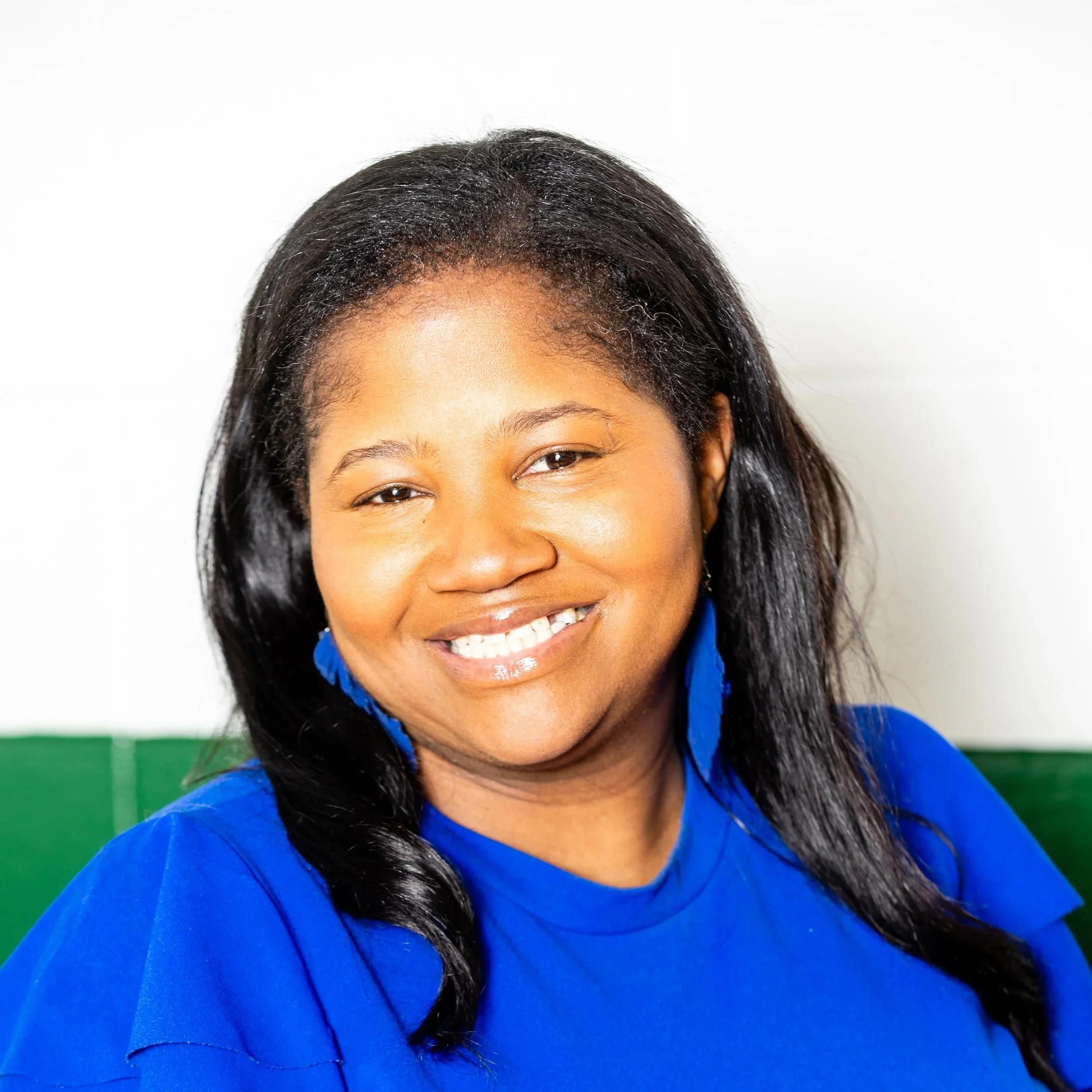 The Golden Apple Foundation Surprises Northwest Elementary School  Teacher Shavon Brewer with Prestigious Award for Excellence in Teaching