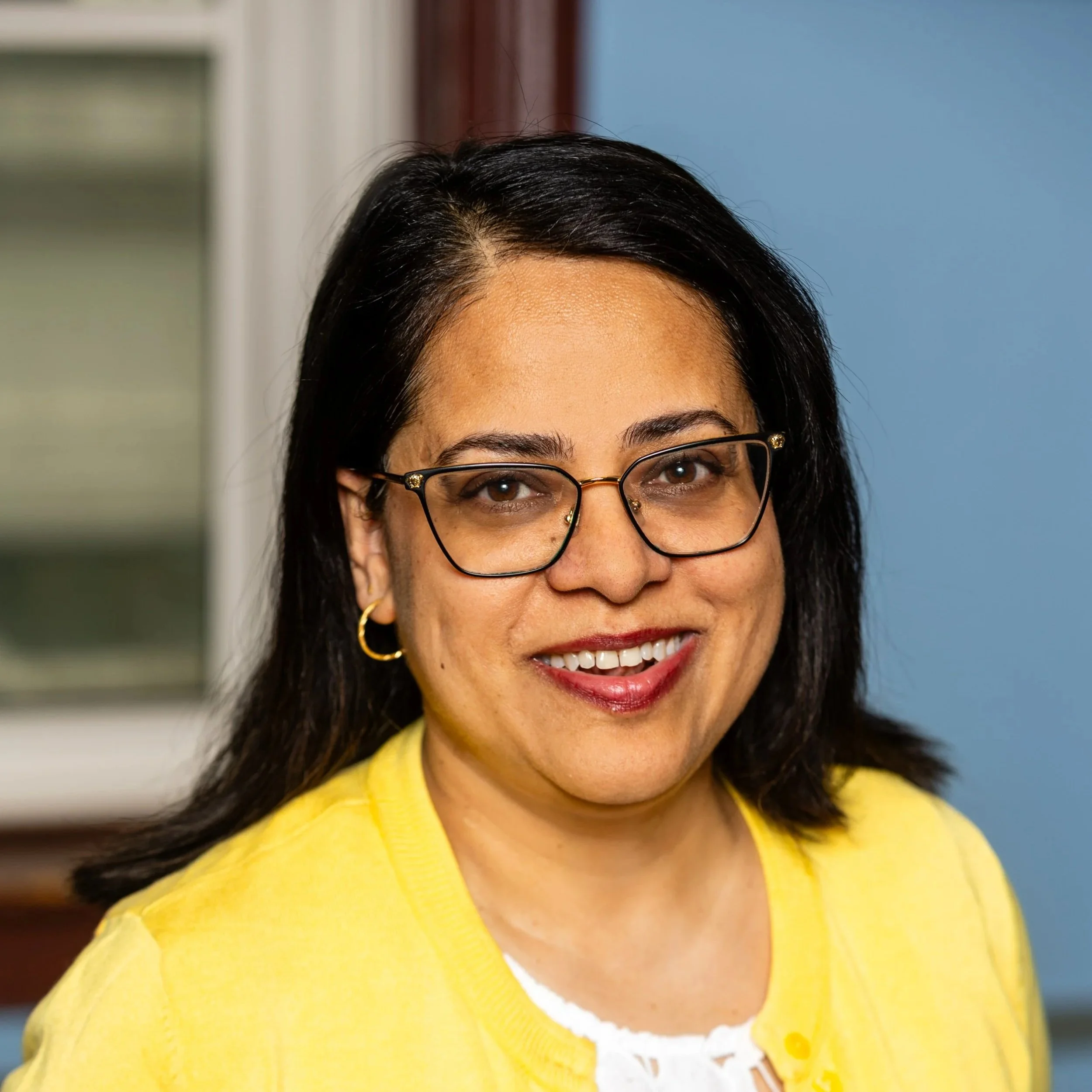 The Golden Apple Foundation Surprises Salazar Elementary Bilingual Center Elementary School Teacher Nita Sengupta with Prestigious Award for Excellence in Teaching