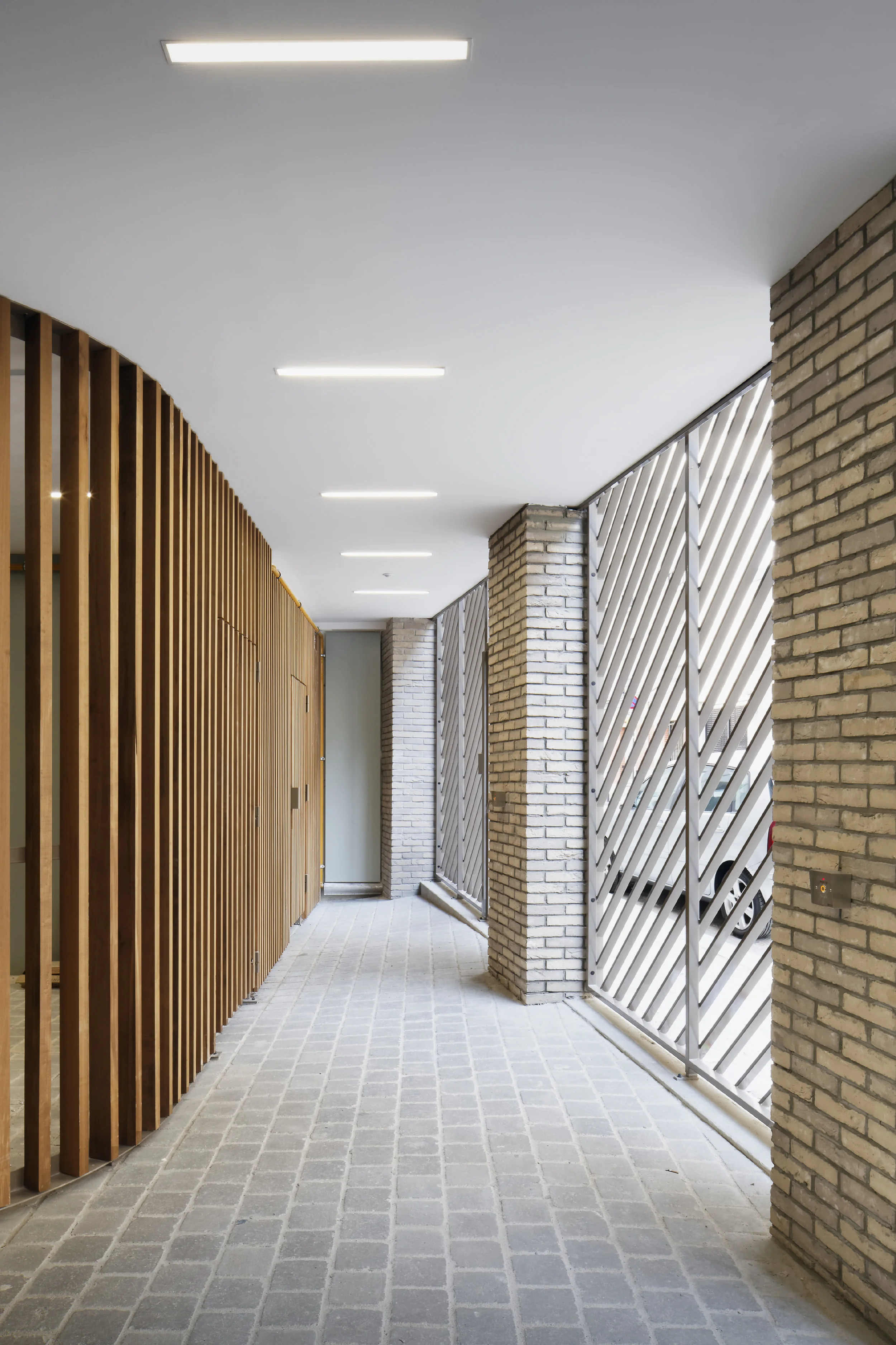 02 VUE DEPUIS LE HALL BAT.A © Camille Gharbi.jpg