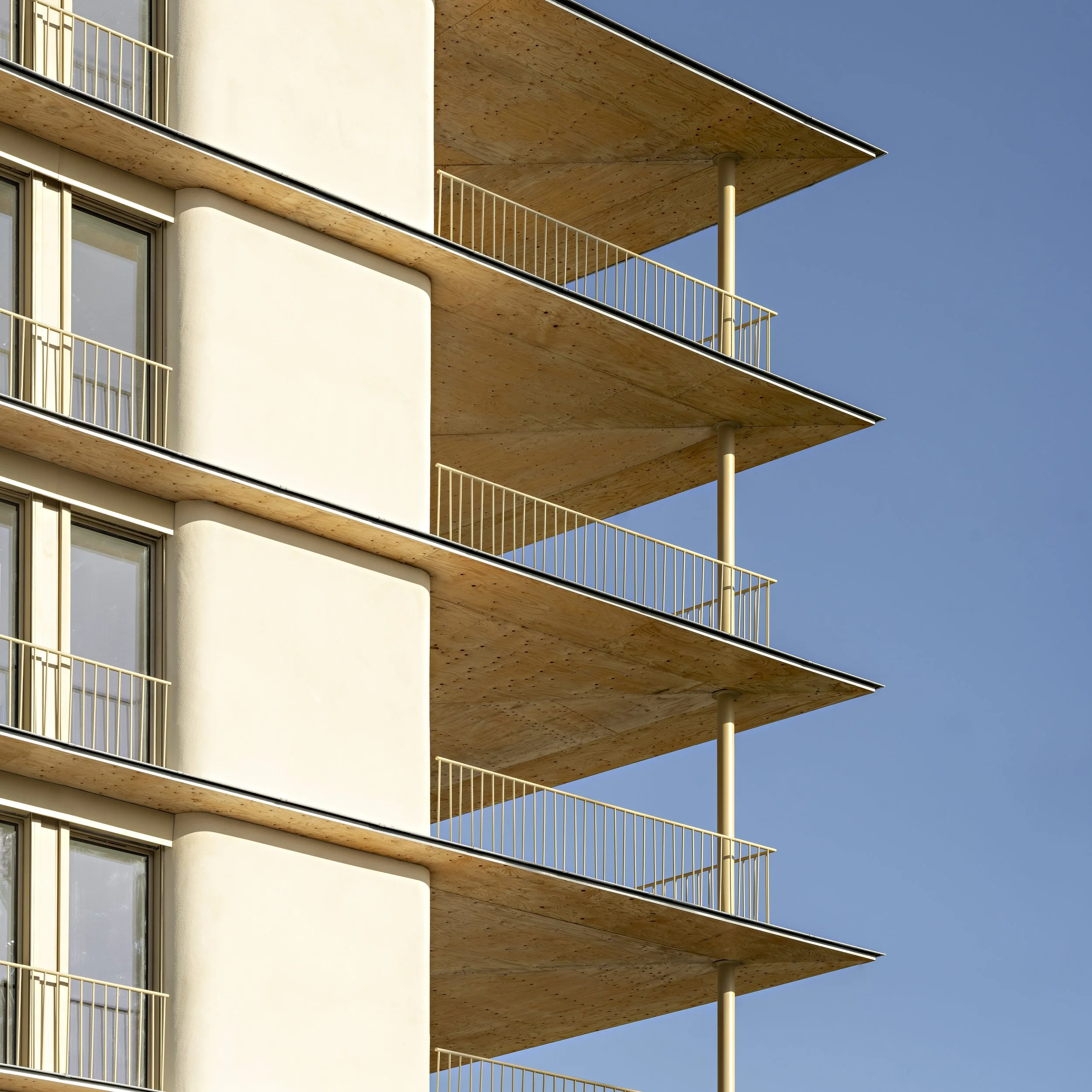 2542-0489b recadré comp.jpg