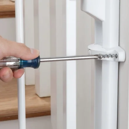 installingscrew.jpg