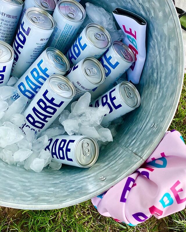 Park hangs and catch up @christopheledentiste to round out PRIDE #drinkbabe #babepride2020