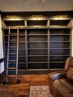 Custom Fluted Bookcase with Rolling Ladder – Fort Worth, TX