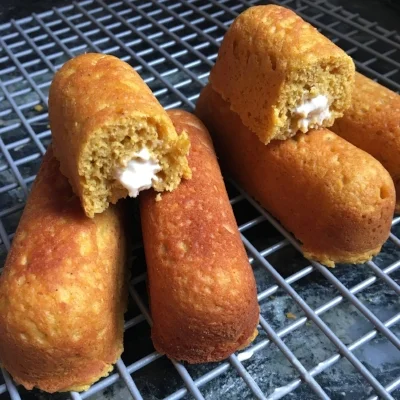 Pumpkin Spice Twinkies with Vanilla Ricotta Filling