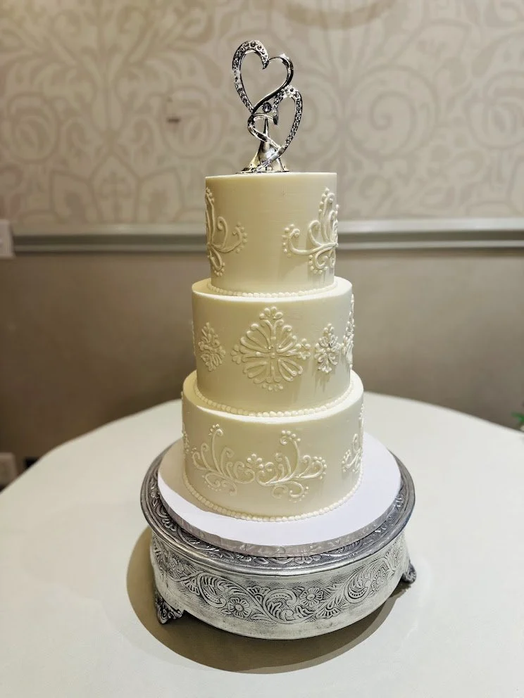 white with piping.jpg