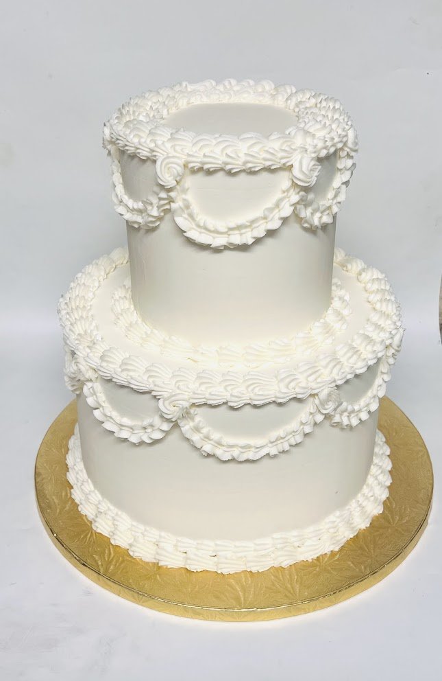 6 and 10 with simple piping on sides.jpg