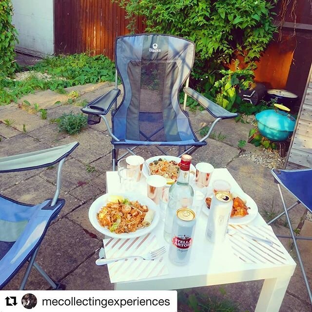We love seeing how you&rsquo;re enjoying your Thai takeaway. Thank you to @mecollectingexperiences for the fab pics 🍻 ・・・
Thai food, beer and sun... What else?😋🍻☀️🇬🇧 @kaosarntooting 
#travel
#traveller
#travellingtheworld #collectingexperiences 
