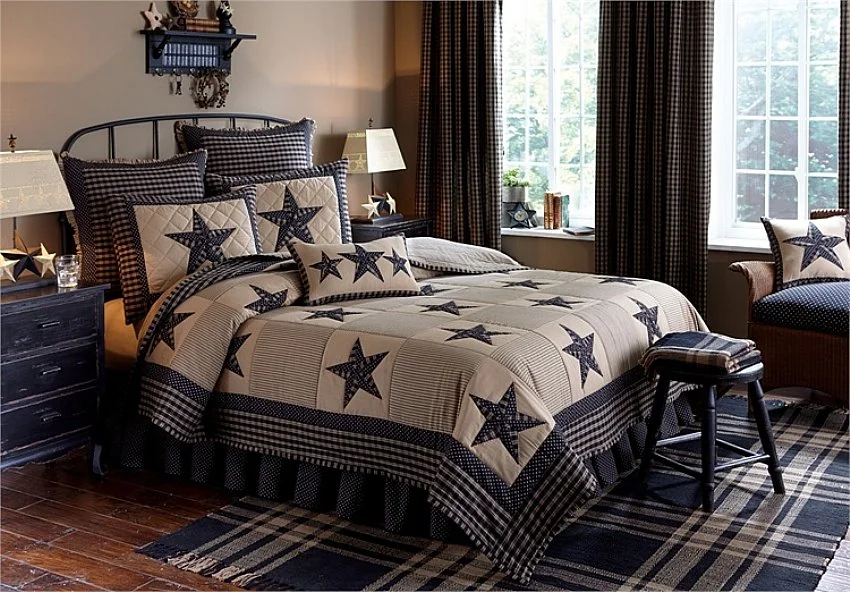 DPD-316-91R-STURBRIDGE-PATCH-QUEEN-QUILT-BLACK.jpg