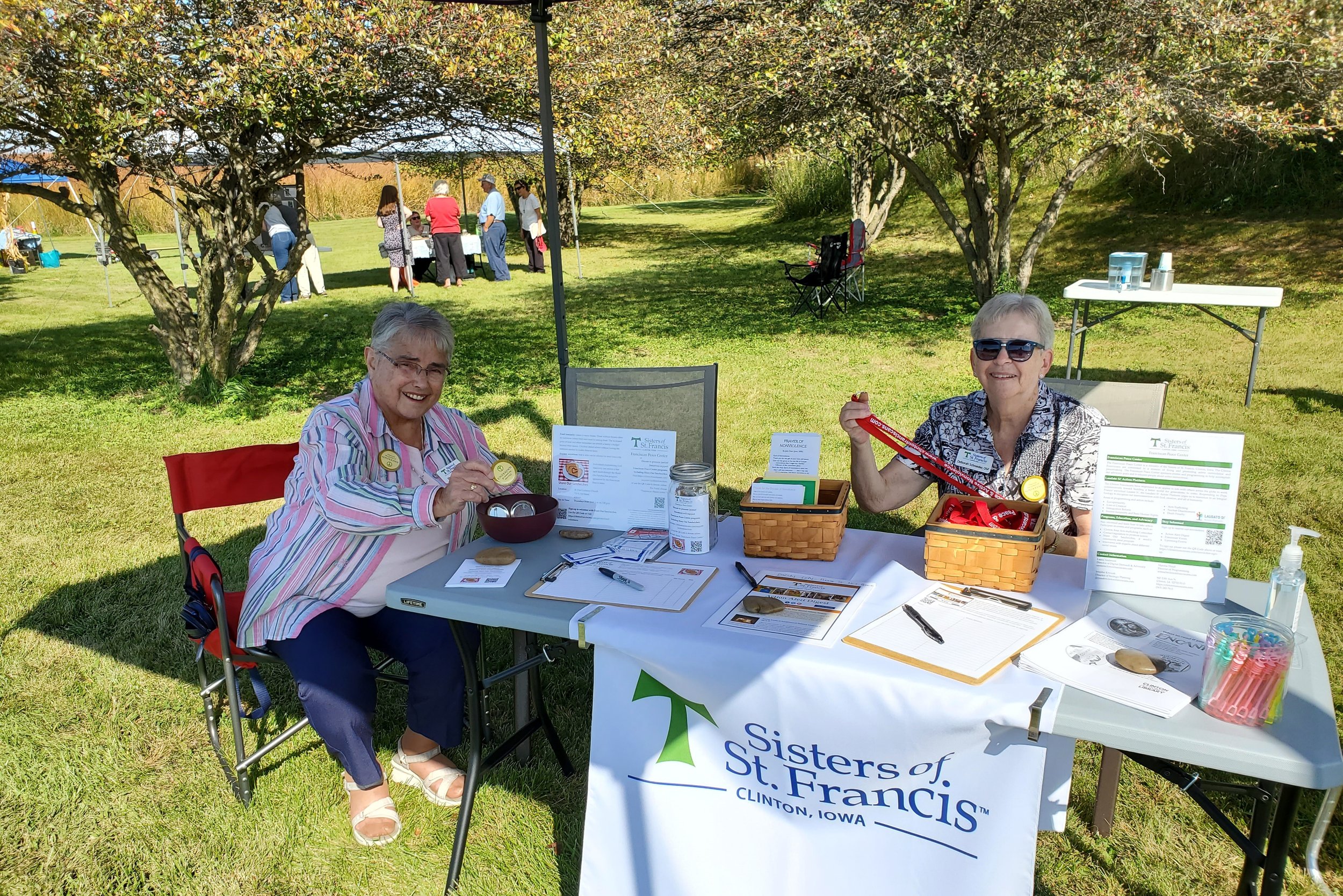  Eileen Golby and Deborah Schneider 