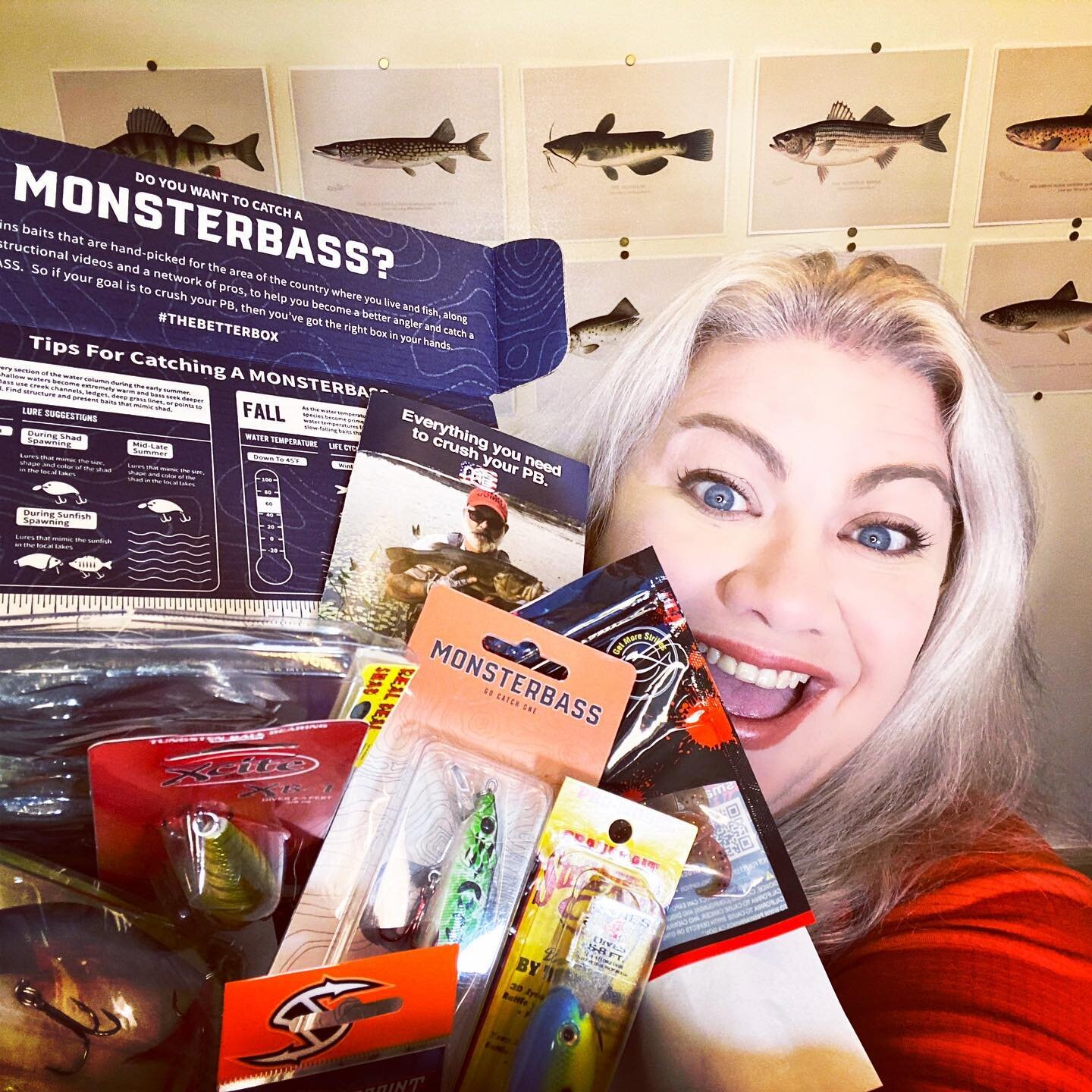 Super psyched about my new Monsterbass box for November! Honestly I think this was the best subscription box I&rsquo;ve ever gotten&mdash;and I try them ALL! This one had EIGHT items, including 4 hard baits, 3 soft plastics and terminal tackle&mdash;