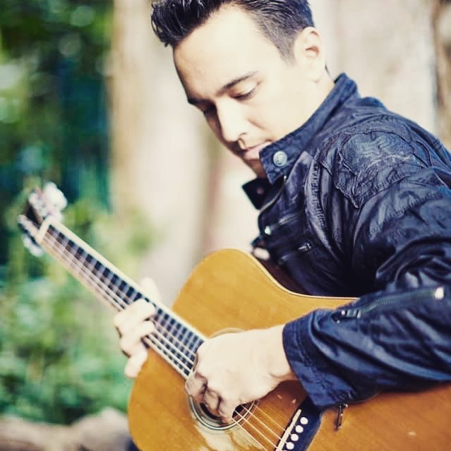 😎HENRY Recommends: Summer Saturdays! Henry has hand picked talented artists for you!
This week, go watch the 👍 talented singer/songwriter/entertainer @alxkawakami , this Saturday July 20th Don's Mai Tai Bar, at the fabulous @royalkonaresort! If you haven't seen Alx you are in for a real treat!! Go share the Aloha and tell him Henry sent you! :) Have fun!!
Note: Henry will not be at these events. ✅ Don’t forget to Download Henry’s Free App for all things Henry, texted straight to your phone weekly! Available at Apple Apps or Google Play!
#HenryKapono
#HomeintheIslands
#Welcome2MyParadise
#EverydayAdventuresWithHenryKapono
#WeAreFriends
#GoodTimesTogether
#Celebrate
#LongTrainRunning
#HenryKaponoMobileApp
#DonsMaiTaiBar
#RoyalKonaResort
#BigIsland
#AlxKawakami
