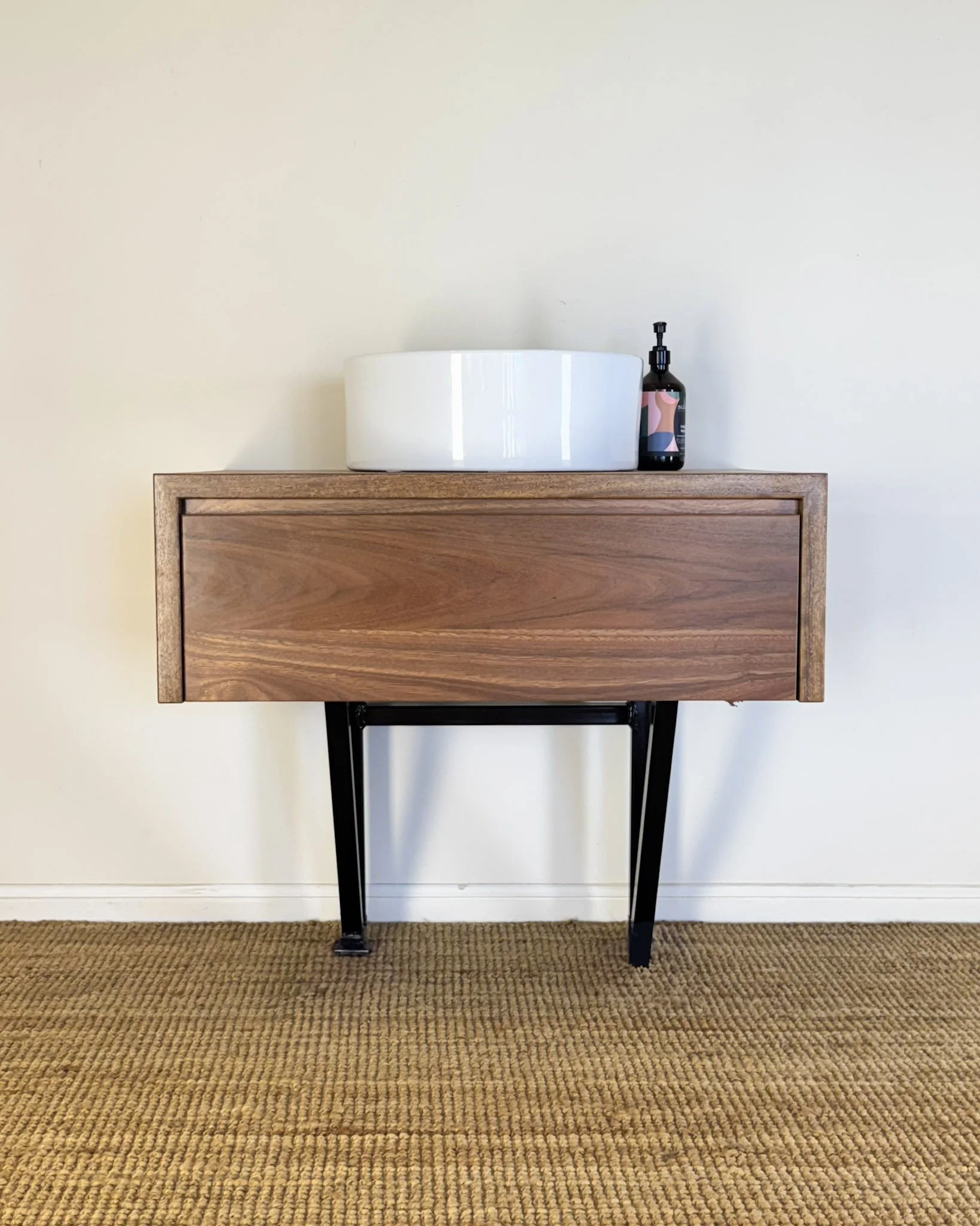 Small Ensuite Vanity-9.jpg