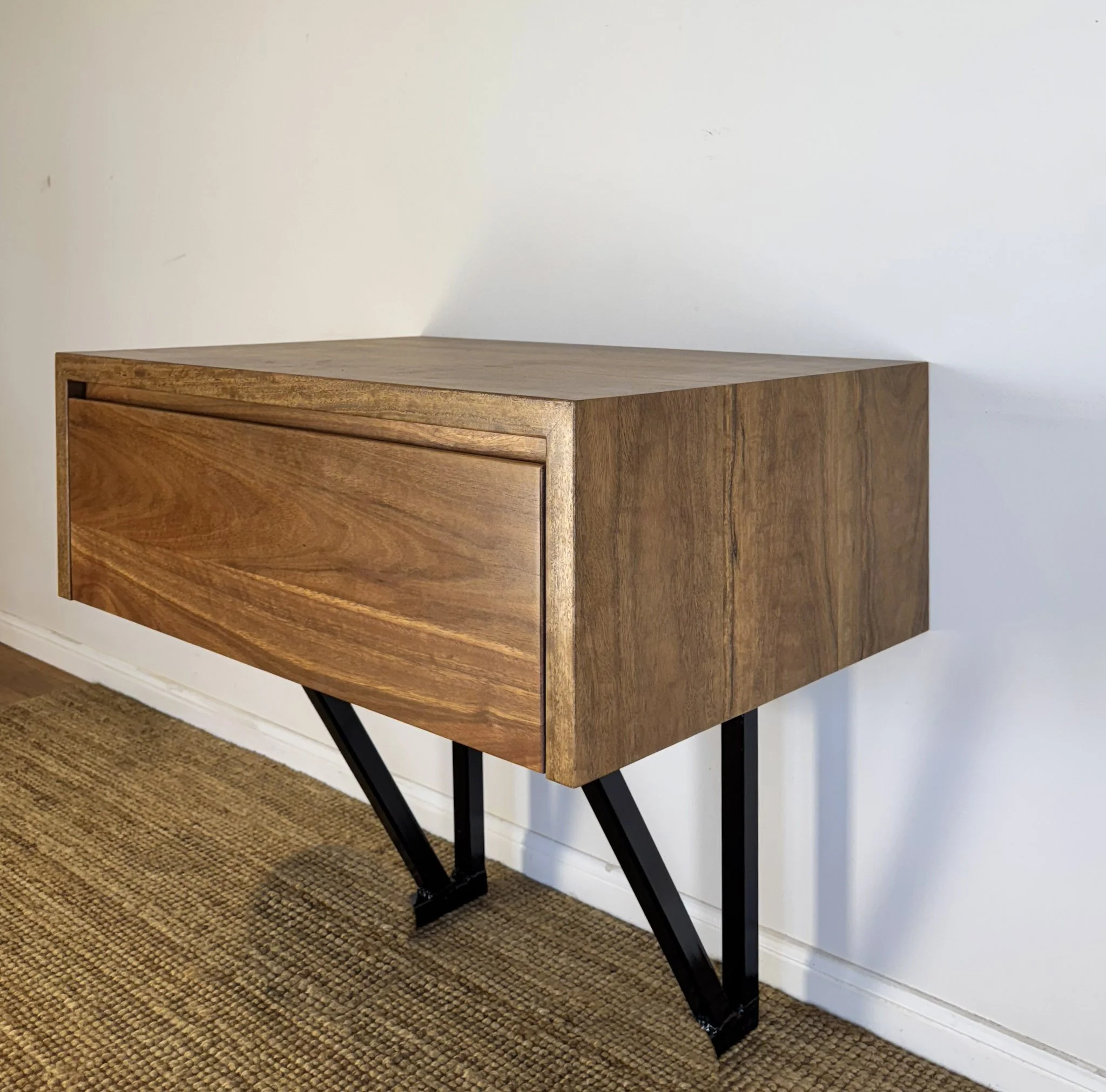 Small Ensuite Vanity-7.jpg