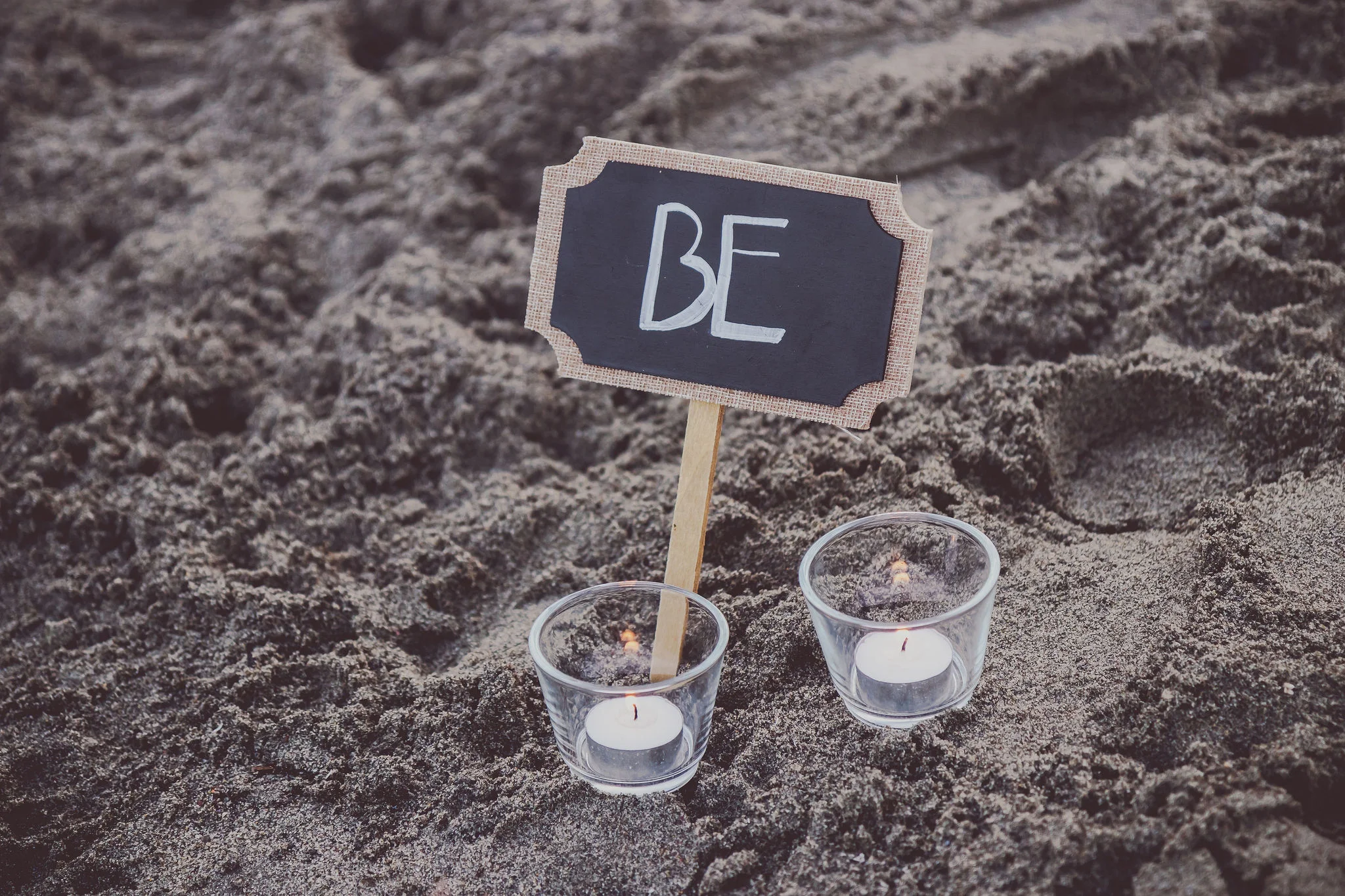 MV_beach_engagement-3.jpg