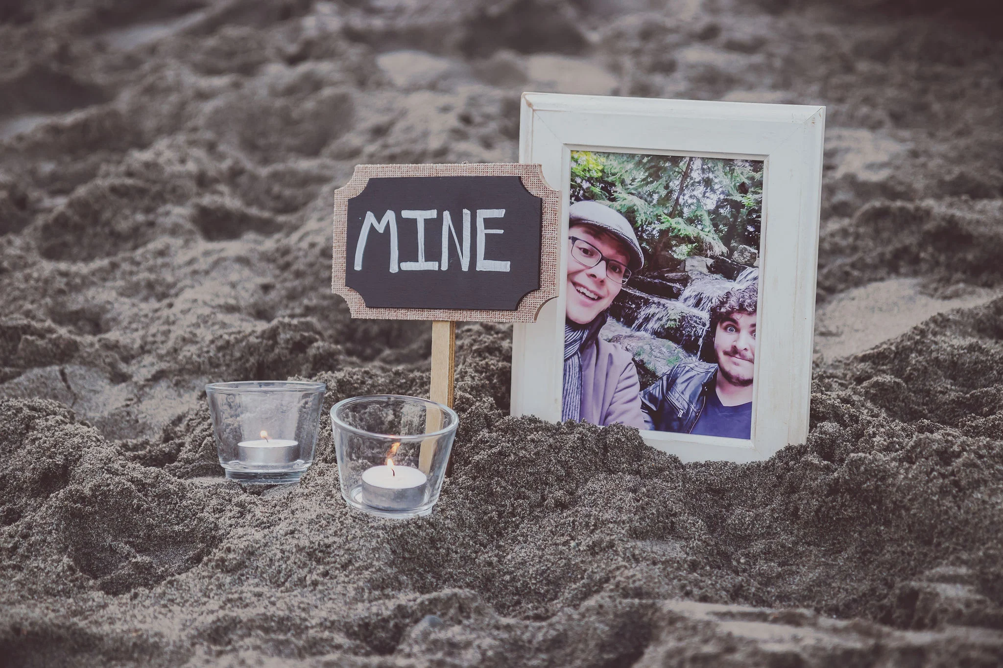MV_beach_engagement-4.jpg
