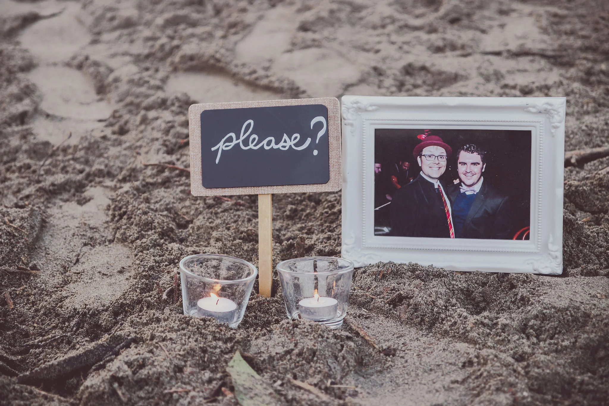 MV_beach_engagement-6.jpg