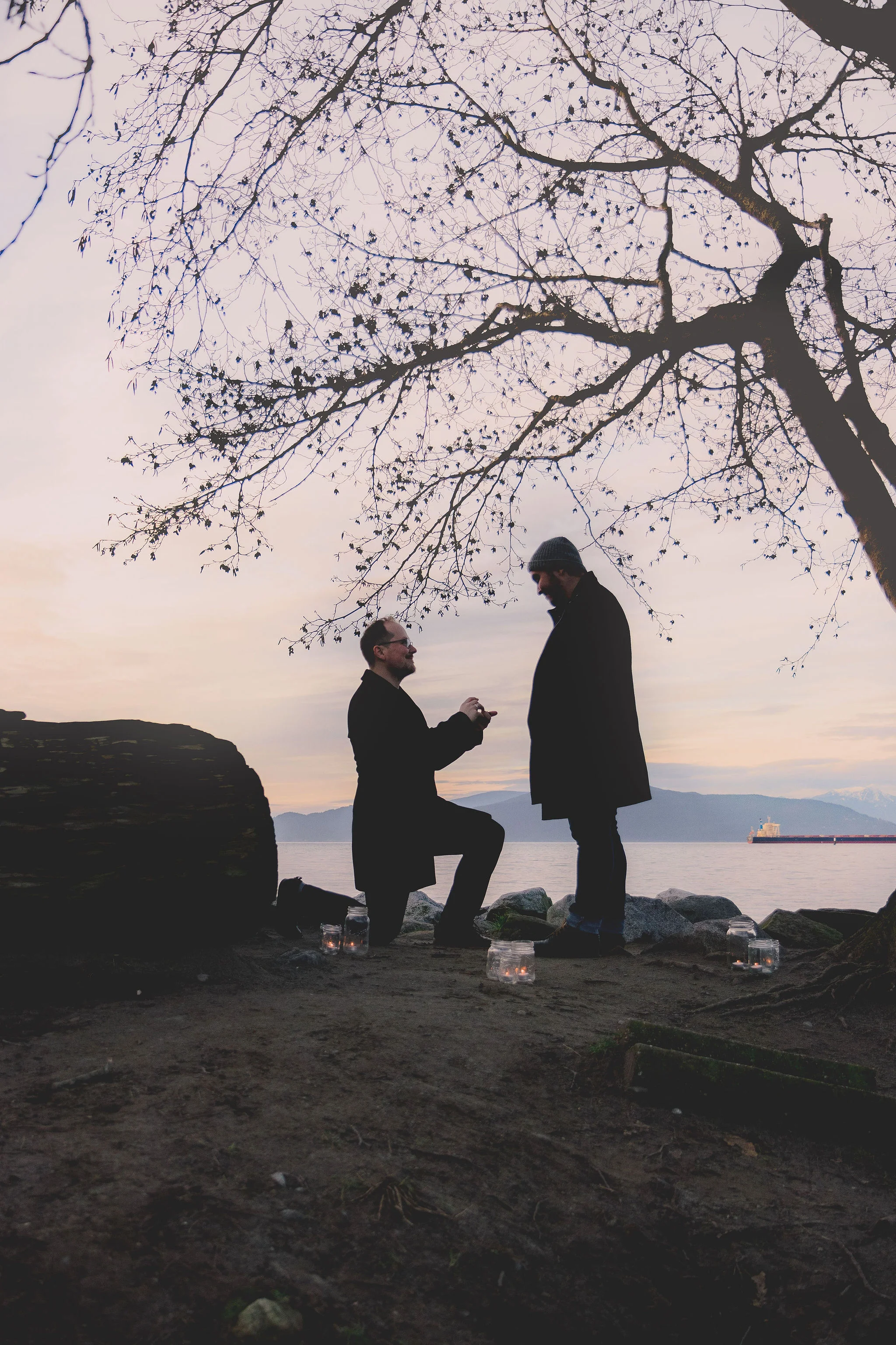MV_beach_engagement-10.jpg