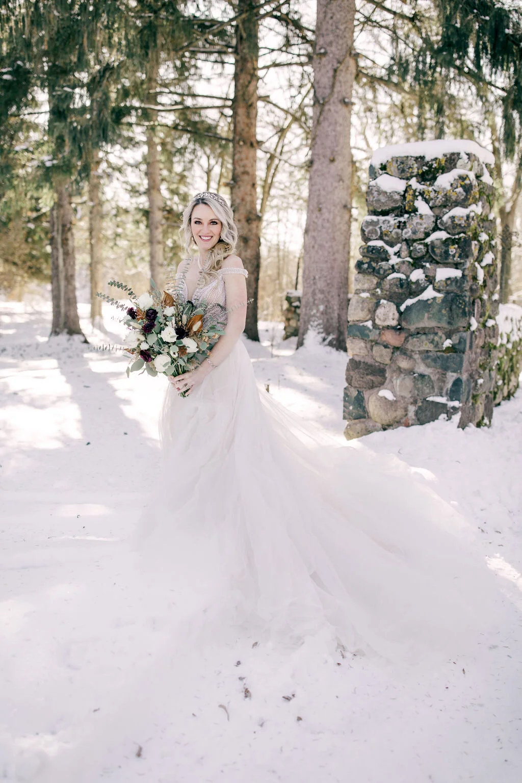 Bridals-2020.01.07BigRockCreekstyledshoot-29.jpg