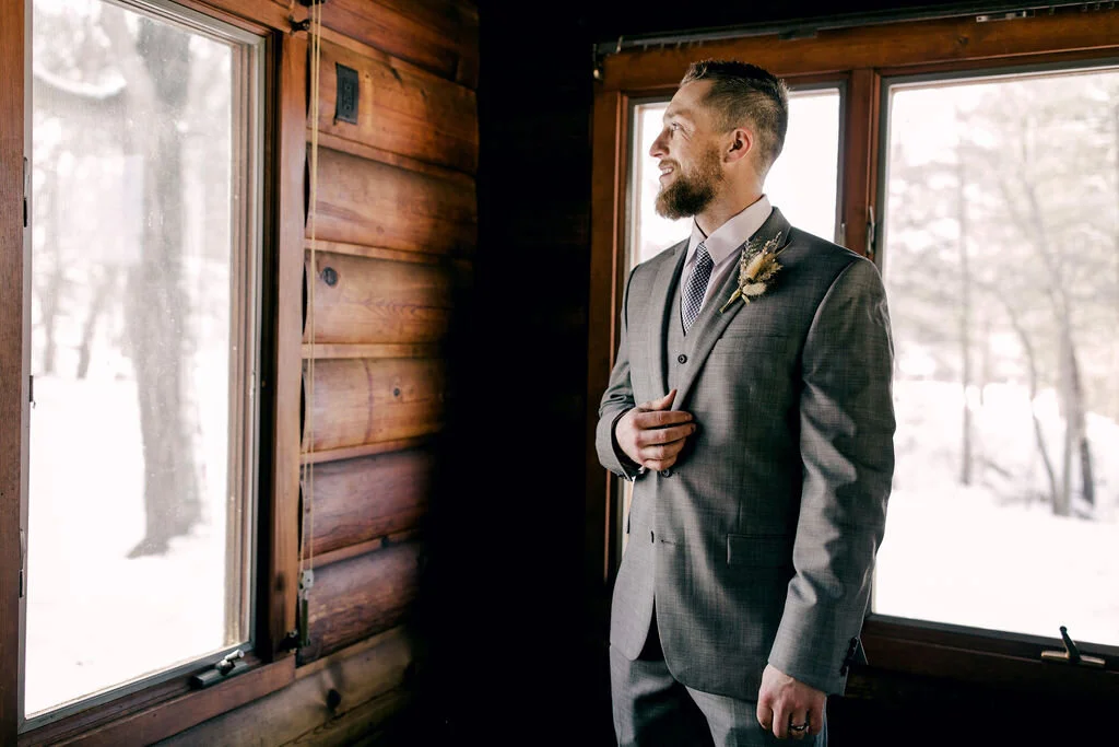 Groom-2020.01.07BigRockCreekstyledshoot-7.jpg
