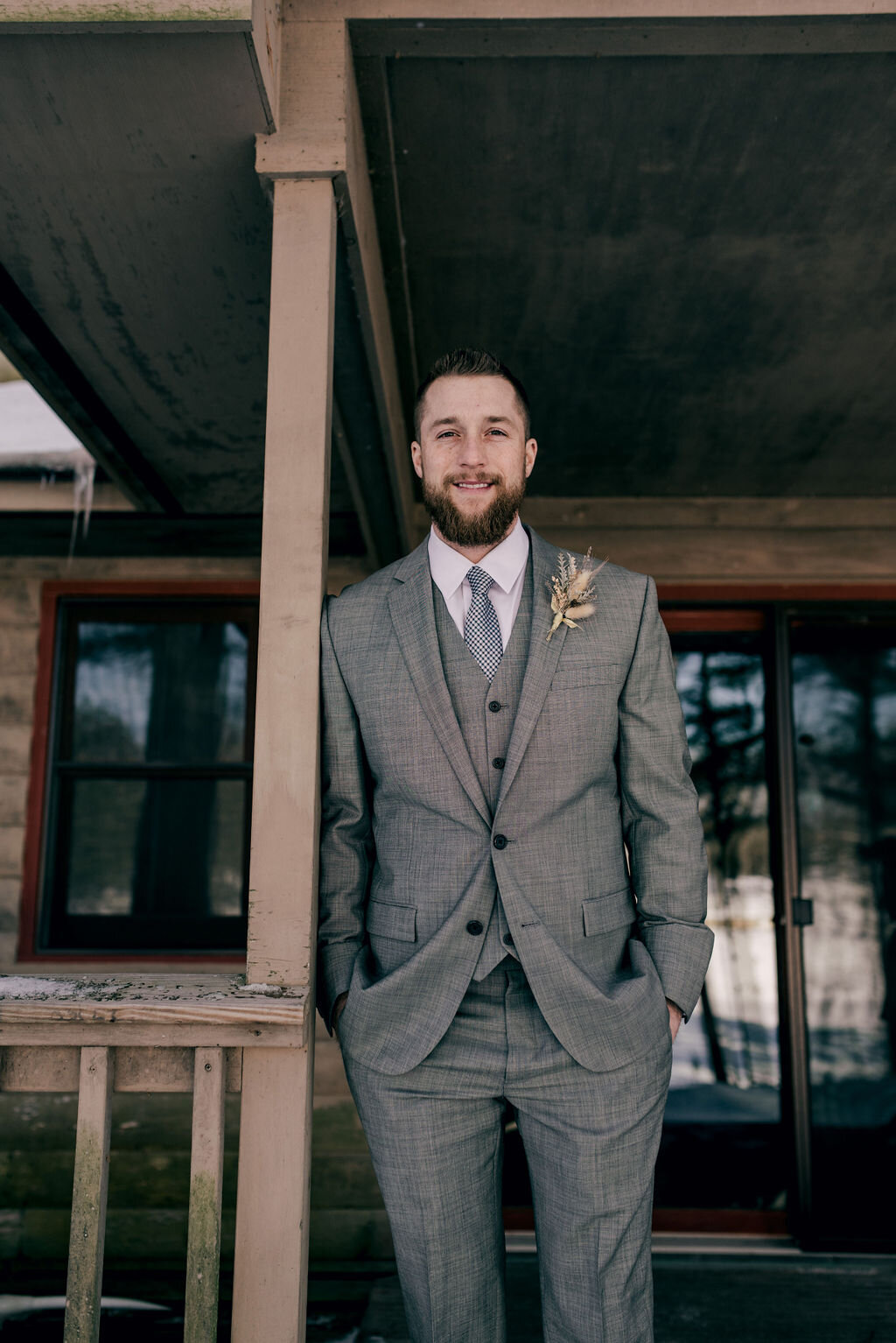 Groom-2020.01.07BigRockCreekstyledshoot-28.jpg