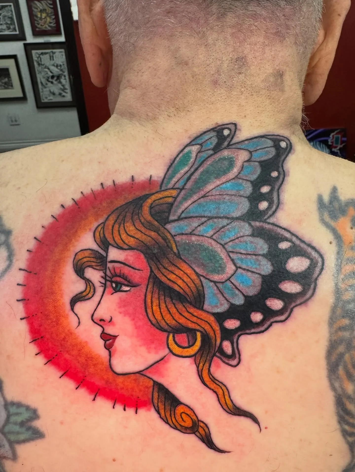 Fun one for John&rsquo;s collection&hellip;check the roses done by Robert Benedetti ,way back&hellip;solid gold. I have time this Thursday, dm if interested in getting tattooed. Thanks #shoguntattoo#shoguntattoopasadena #sunsetstriptattoo