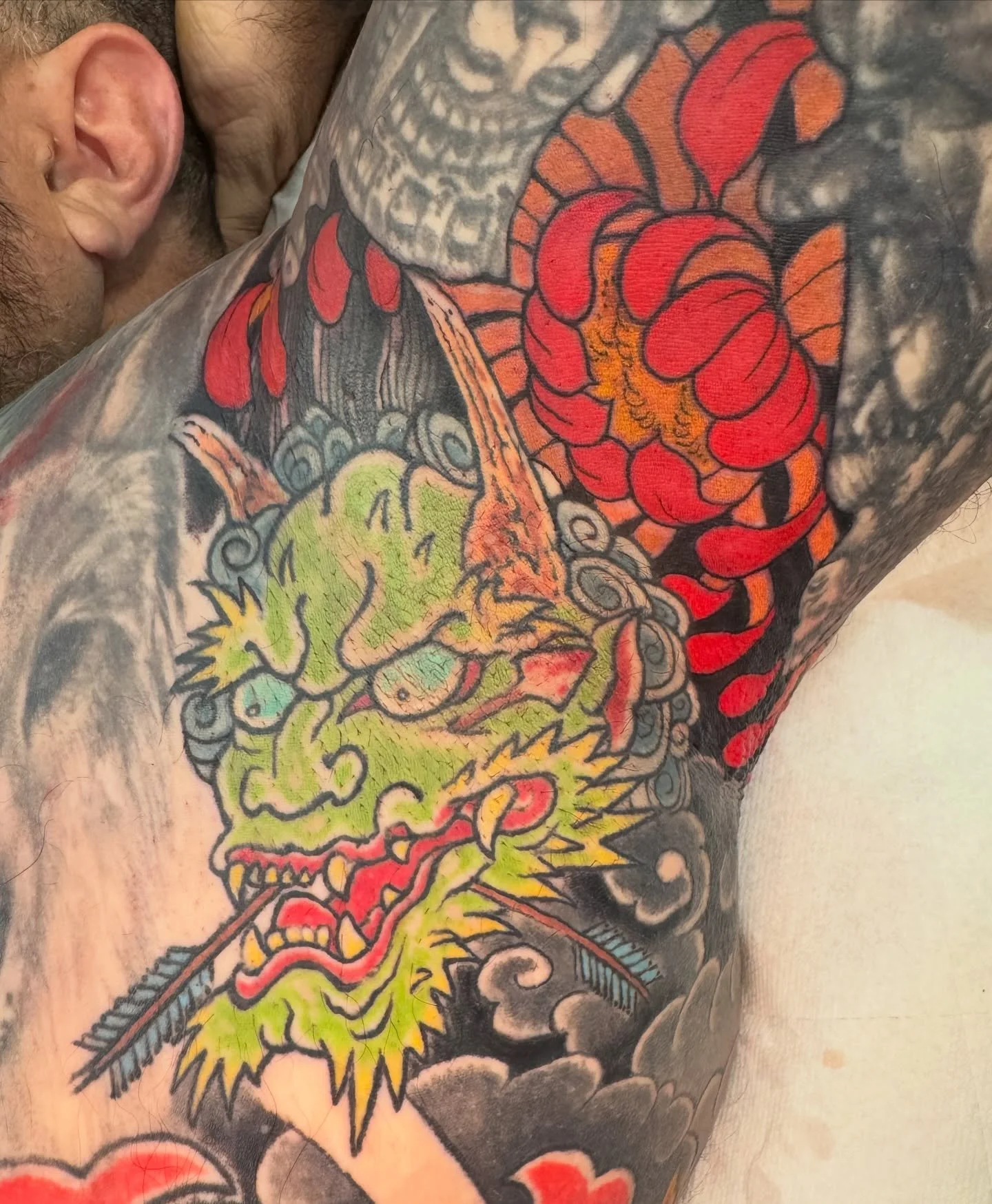 Armpit slicer , Oni healed up from before. Serious dedication @_23merjil  #shoguntattoo#shoguntattoopasadena #japanesetattoo