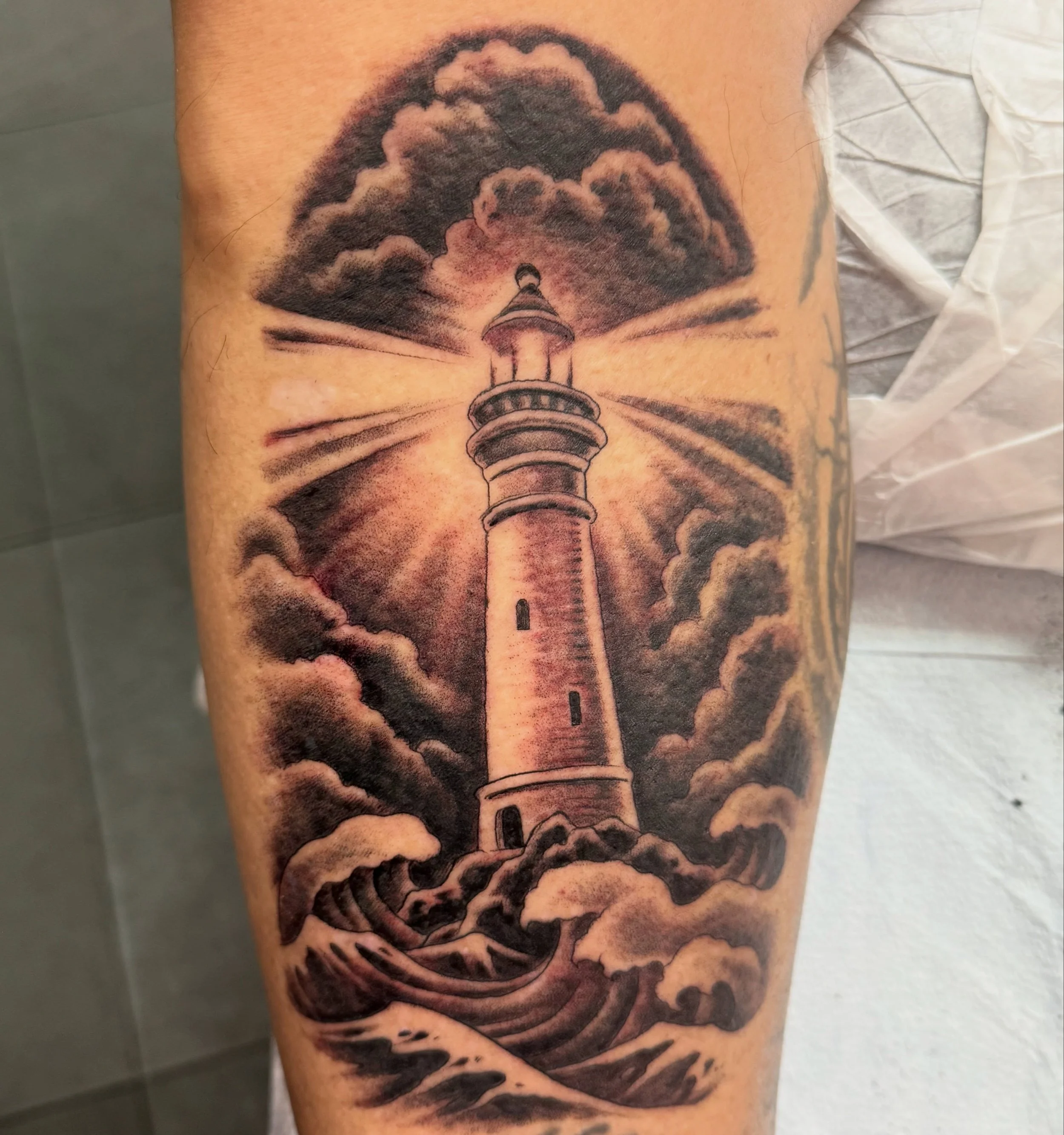Fresh one for James today. Swipe for a dragon I did on him in &lsquo;95 . Fun stuff! #shoguntattoo #shoguntattoopasadena
