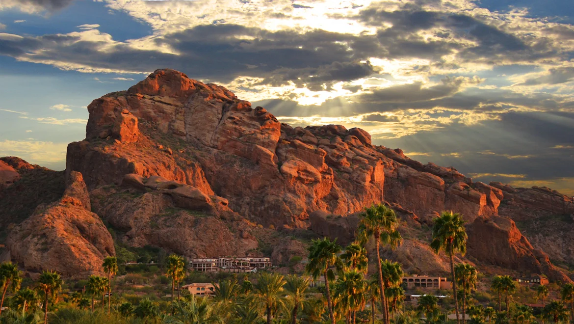 phxrst-omni-scottsdale-camelback.jpg