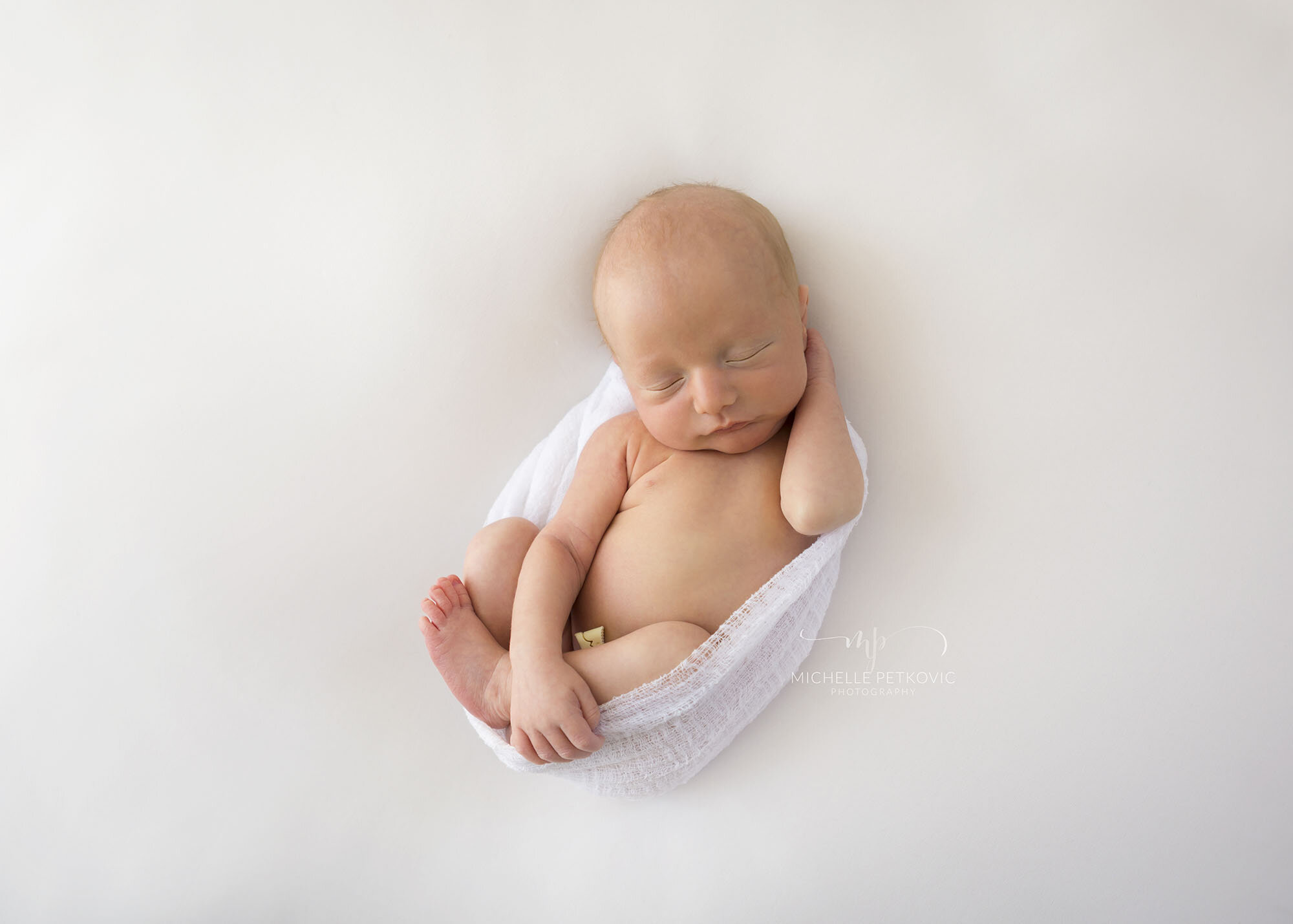 Simple-newborn-photographer-adelaide (Copy)
